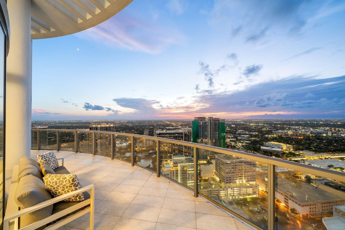 100 E Las Olas Blvd 4603