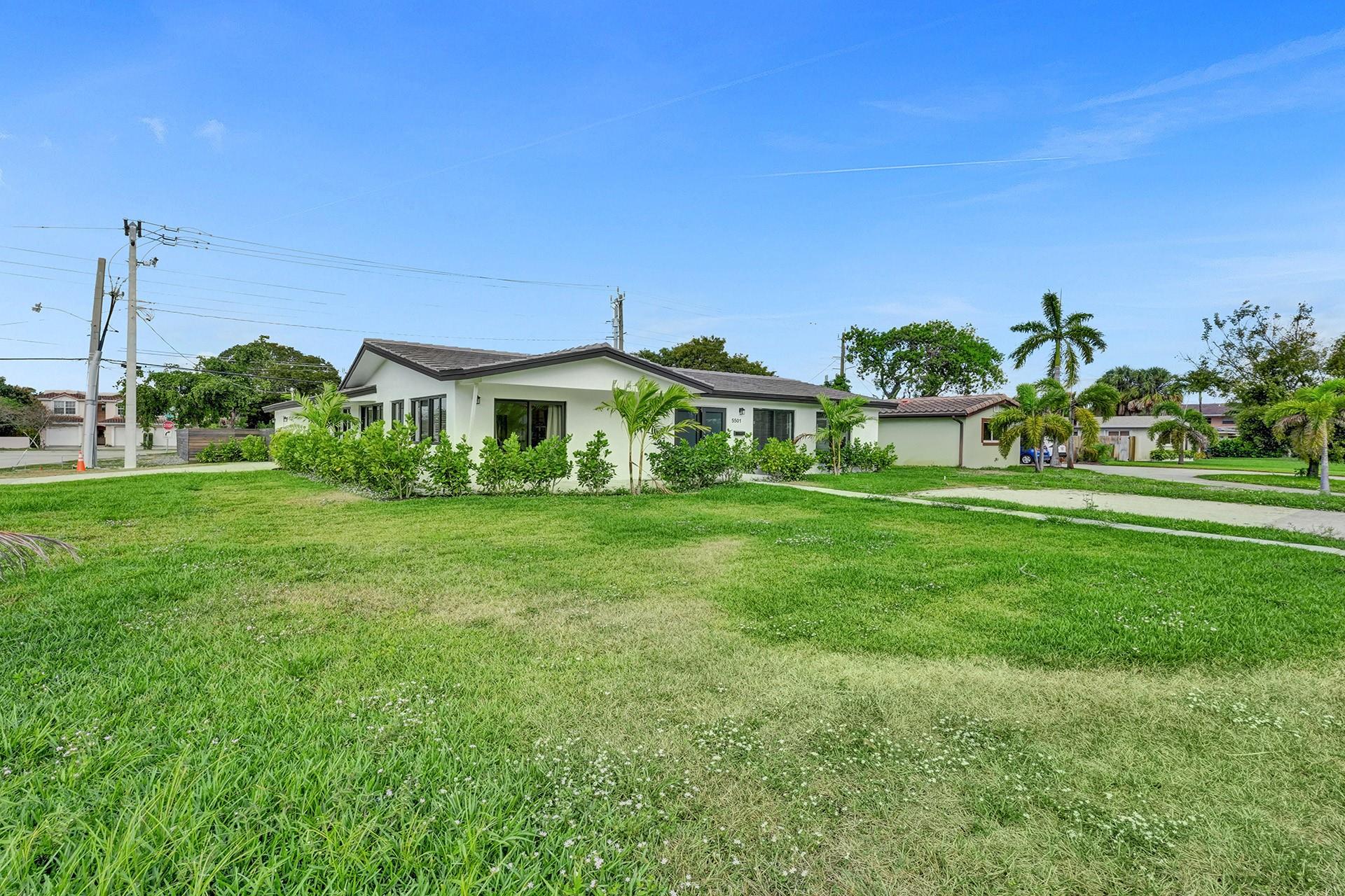 5501 NE 18th Ter