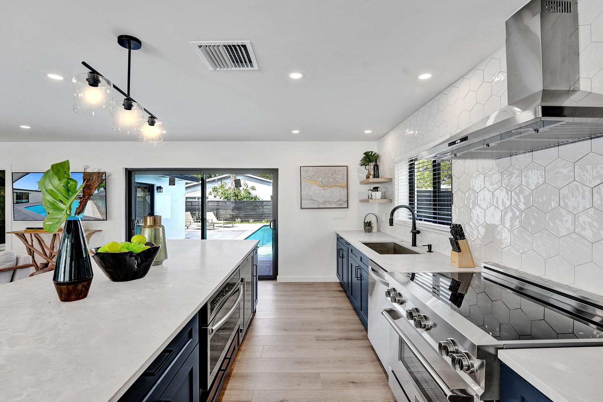 5501 NE 18th Ter