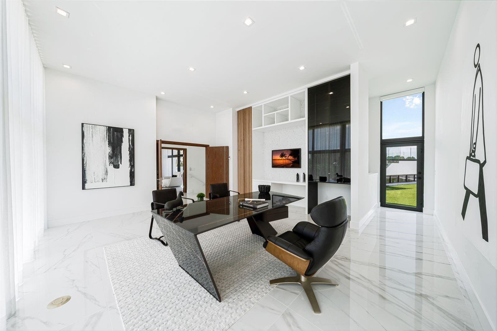 19 Gatehouse Rd