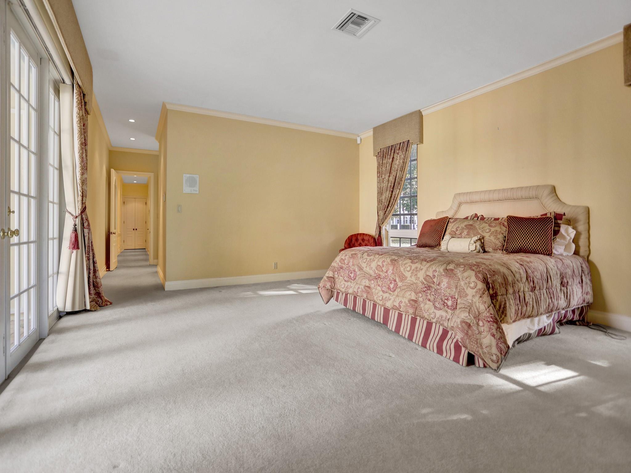 40 Compass Isle