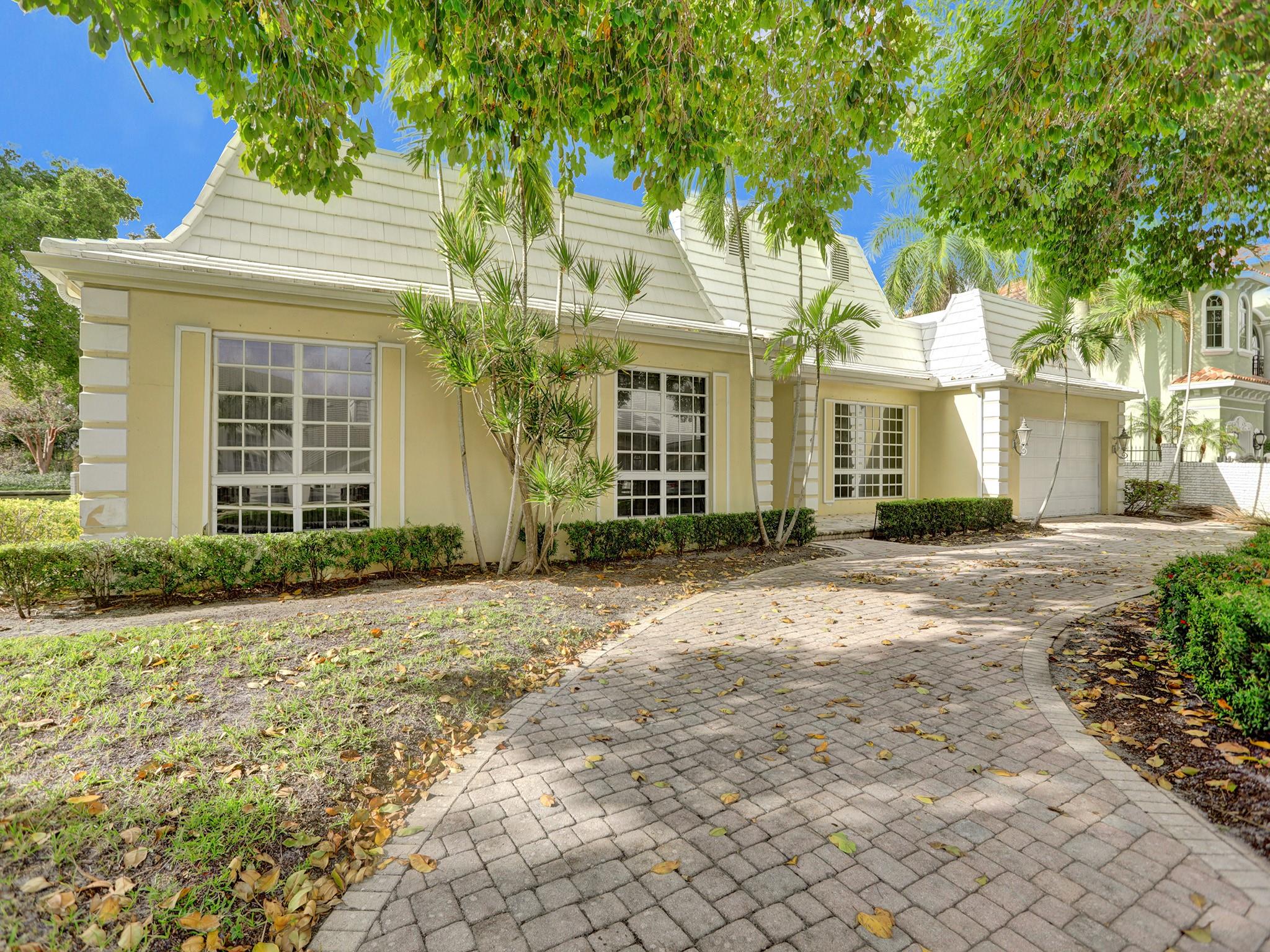 40 Compass Isle