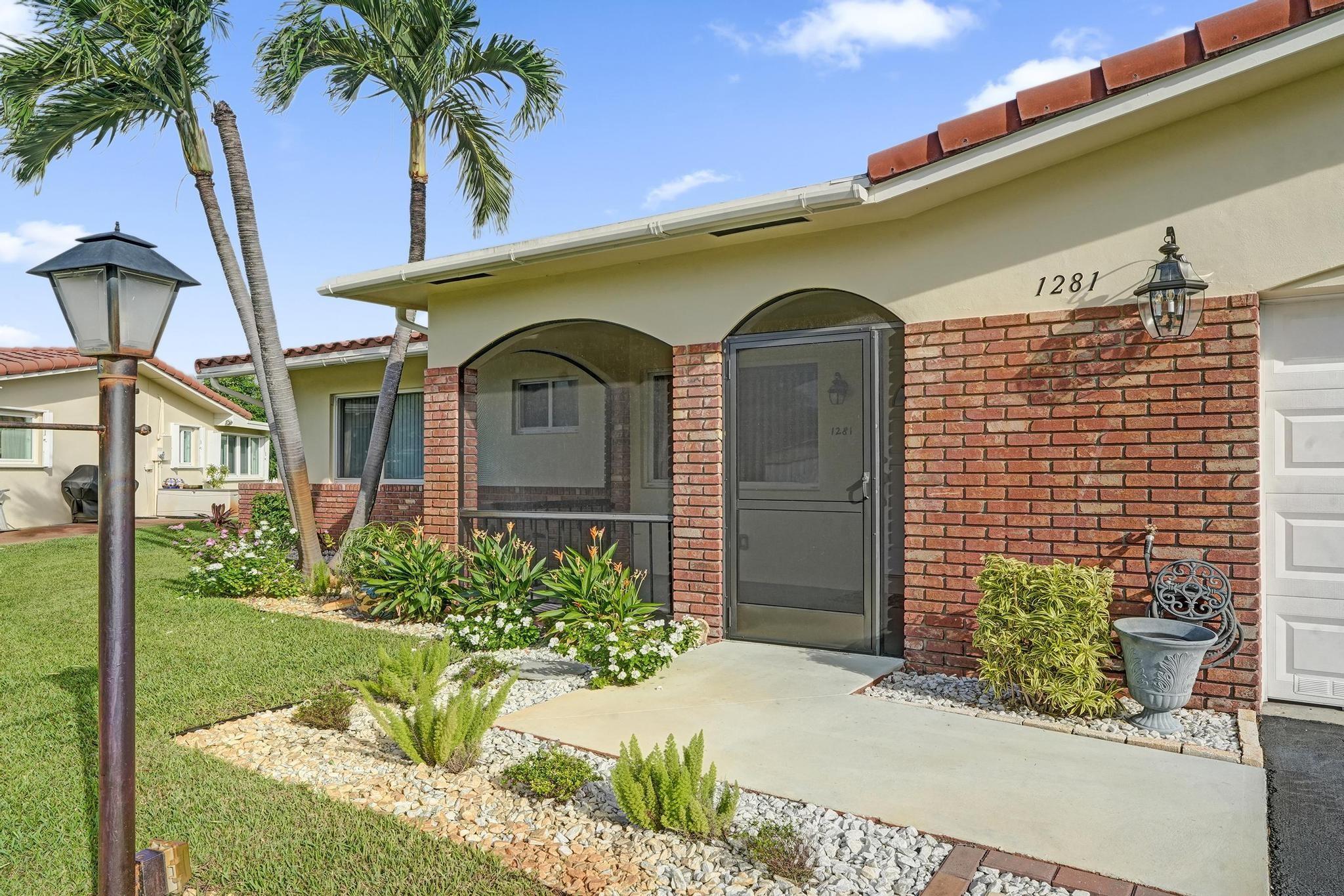 1281 NW 44th St