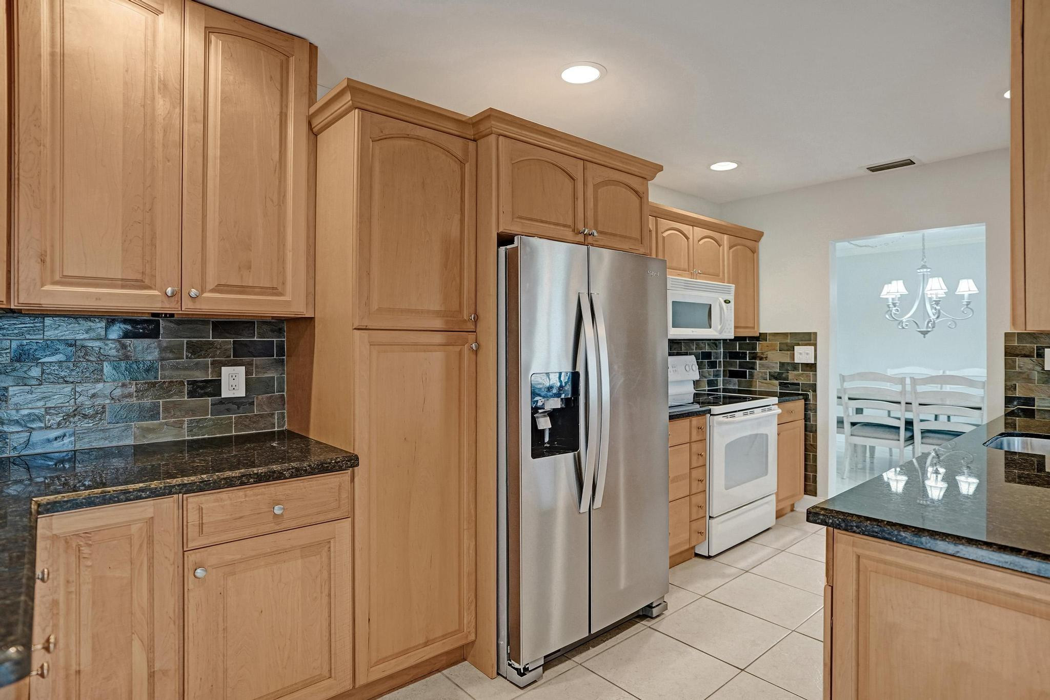 1281 NW 44th St