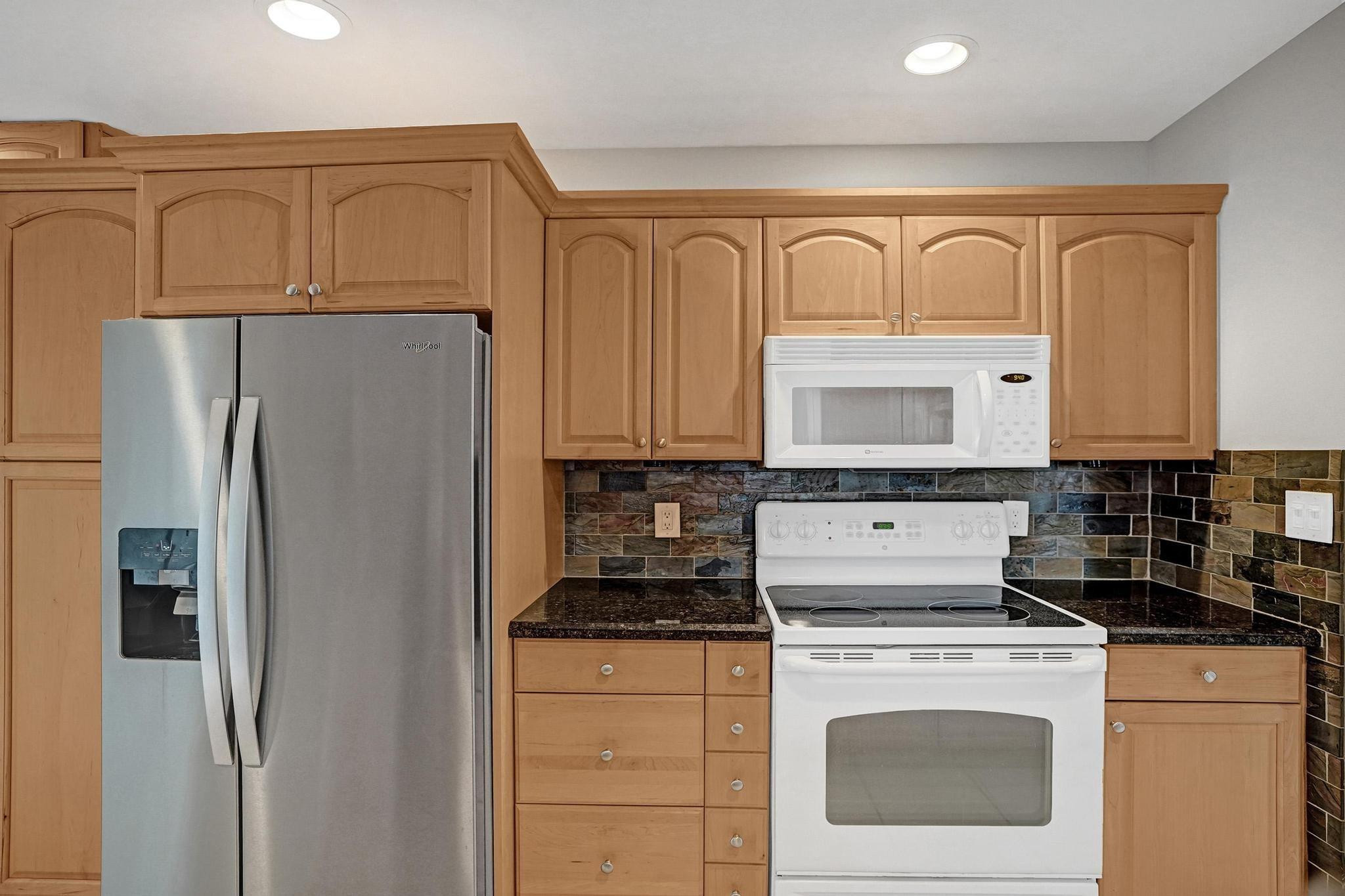 1281 NW 44th St