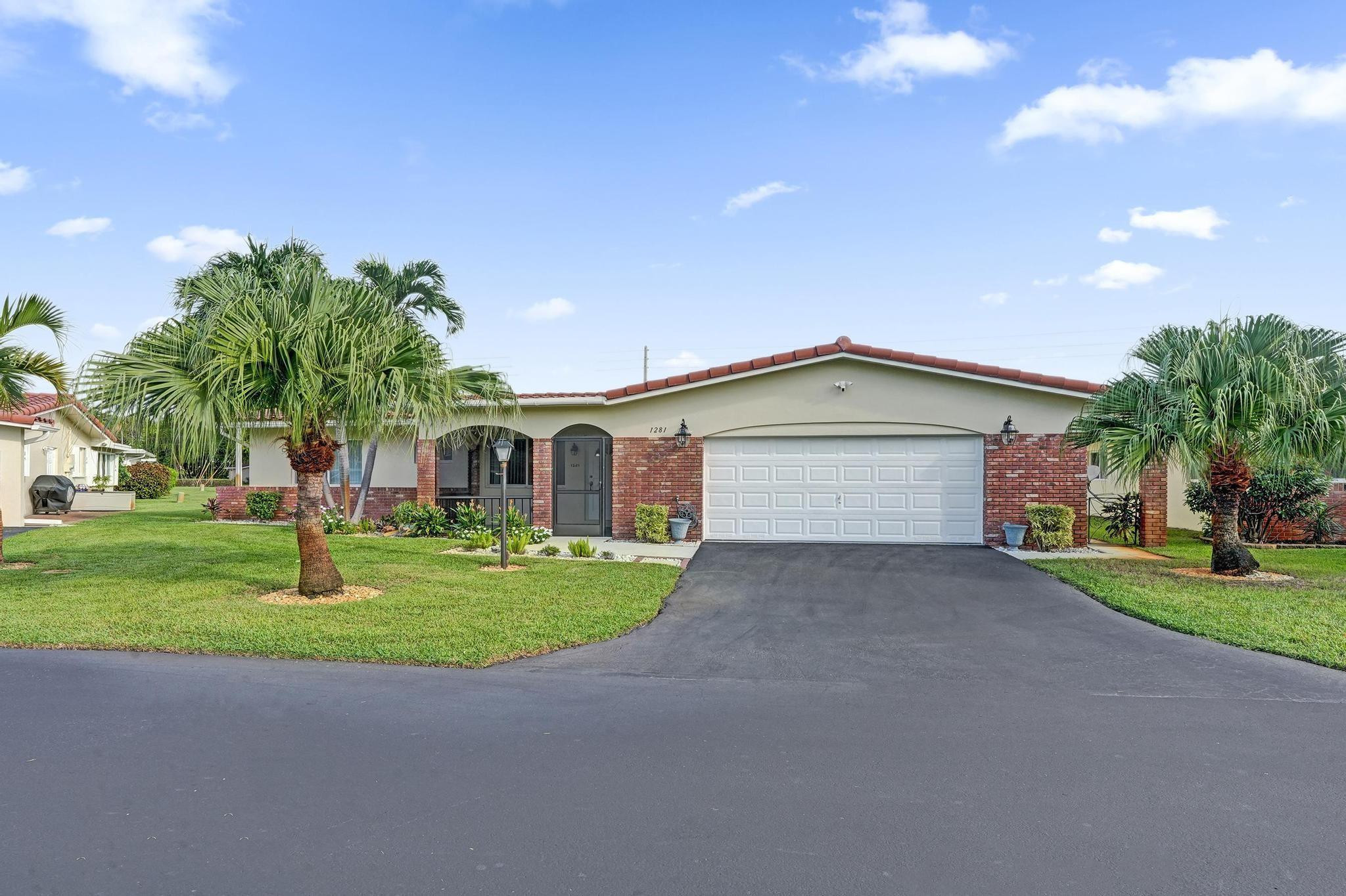 1281 NW 44th St
