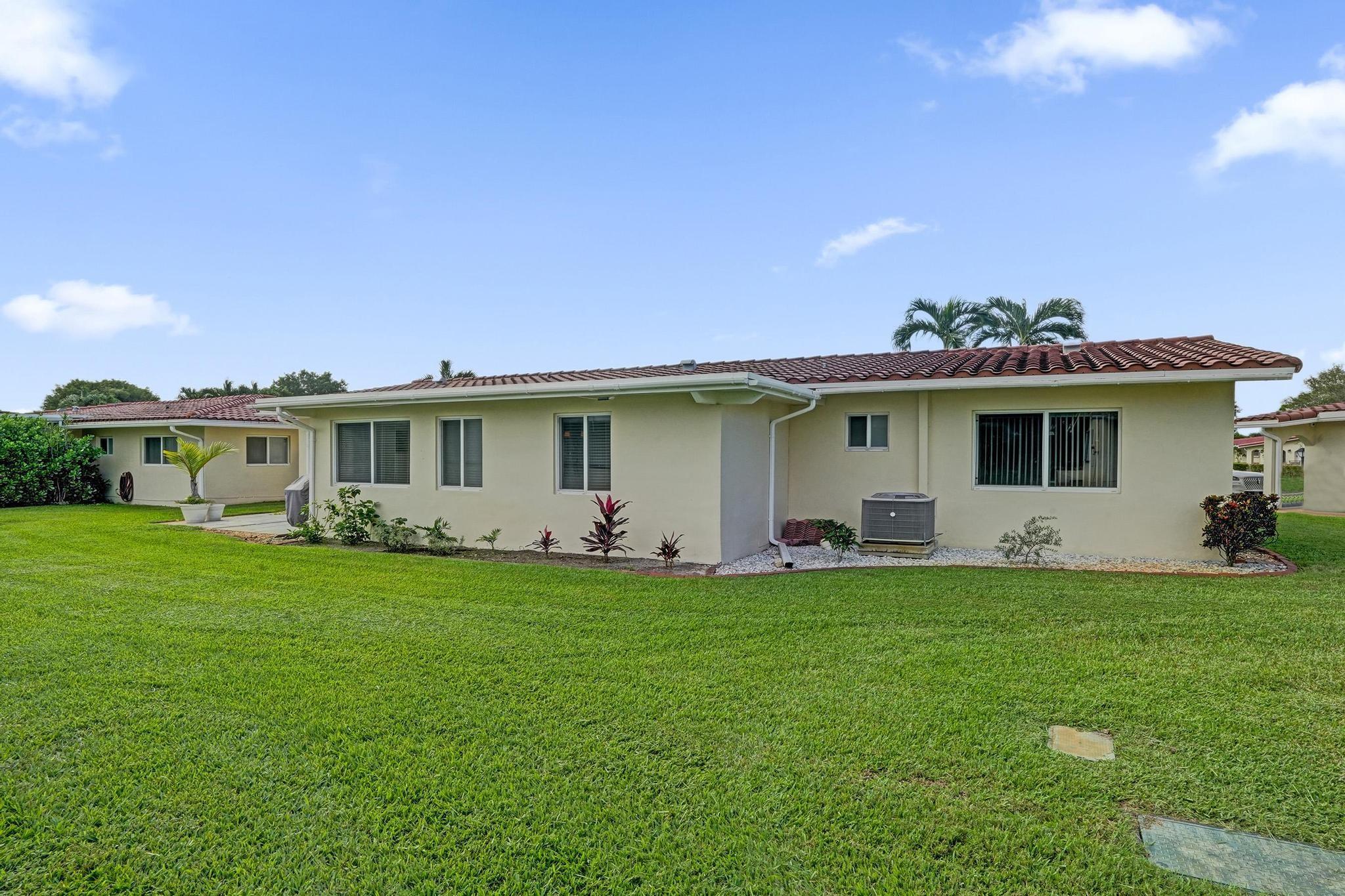 1281 NW 44th St