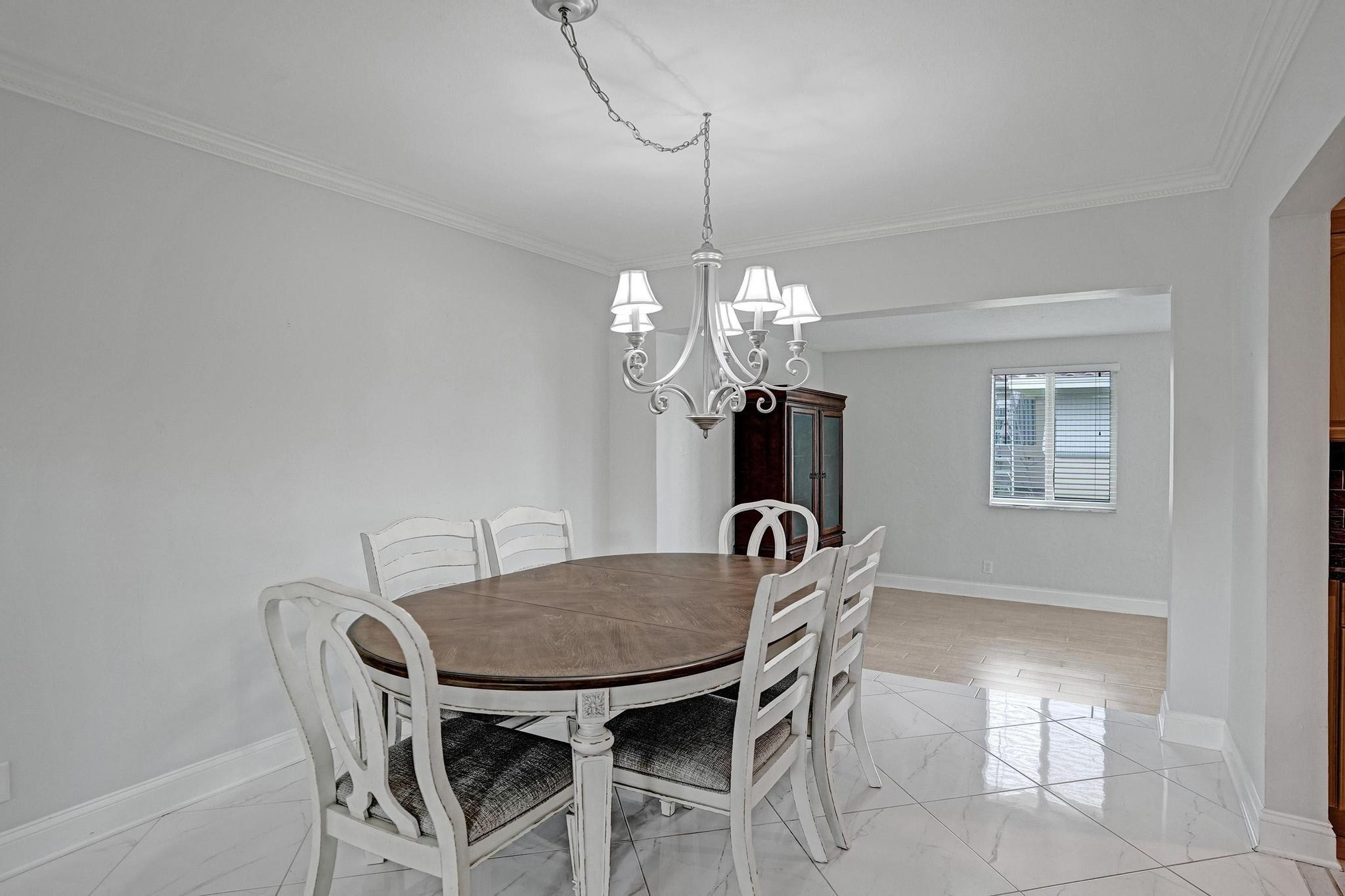 1281 NW 44th St