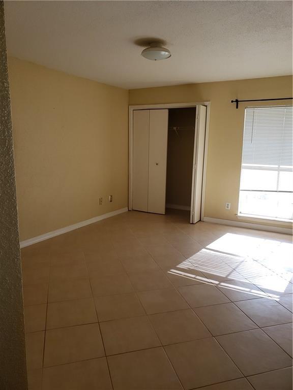 833 Riverside Dr 824