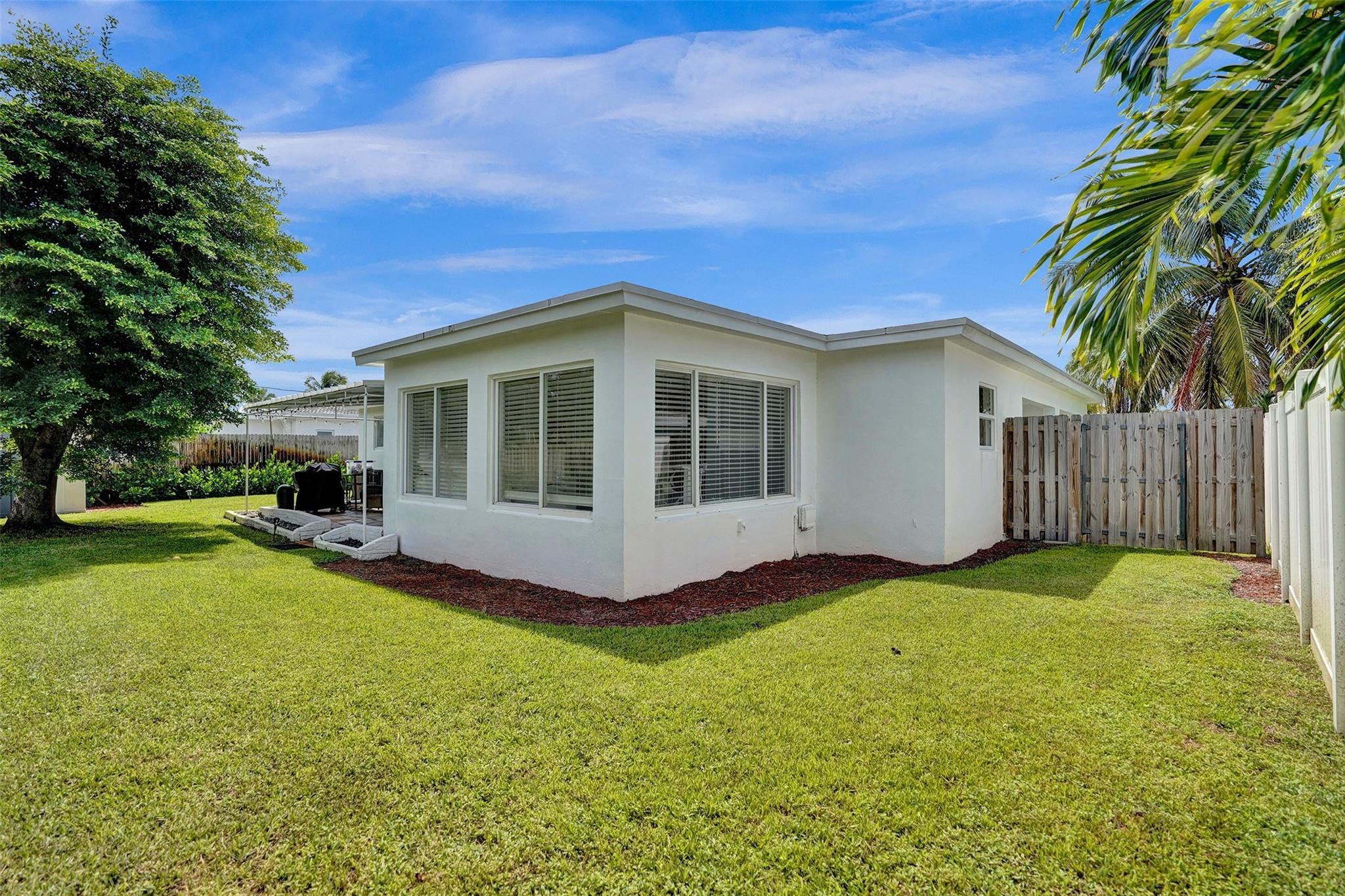 2136 NE 3rd Way