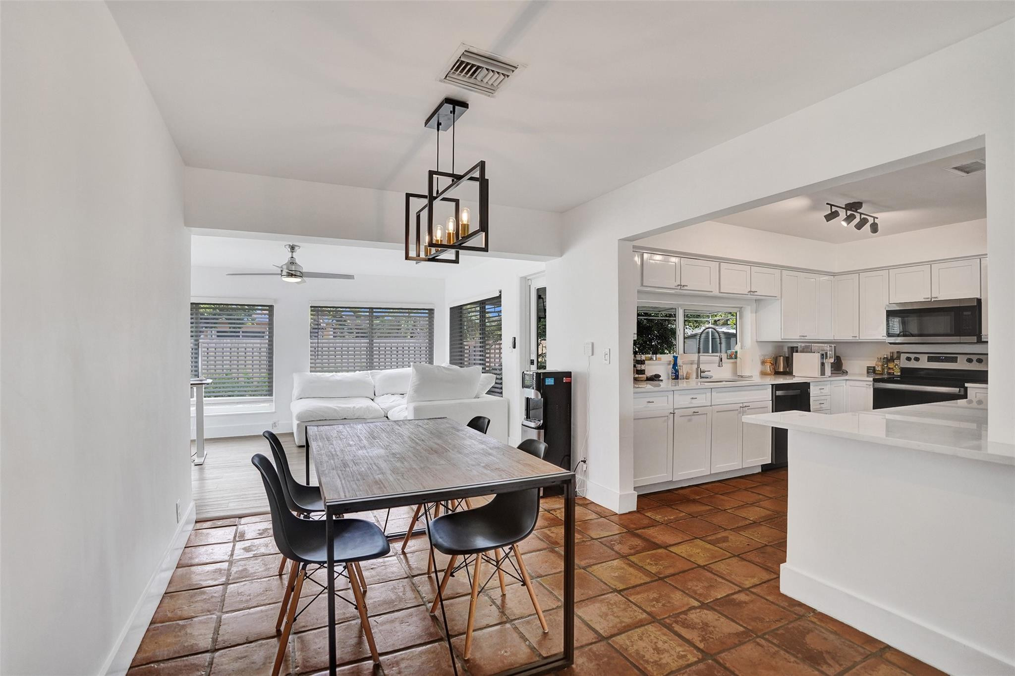 2136 NE 3rd Way