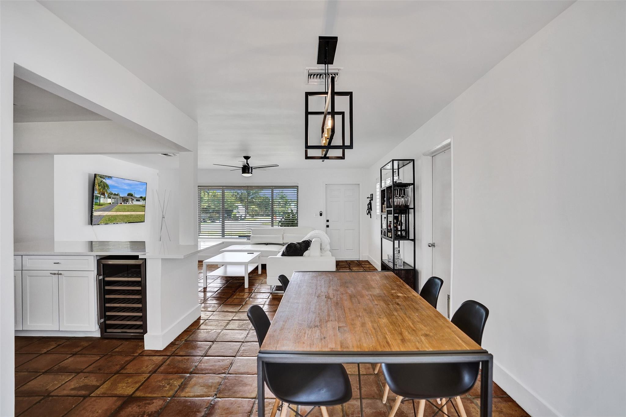 2136 NE 3rd Way