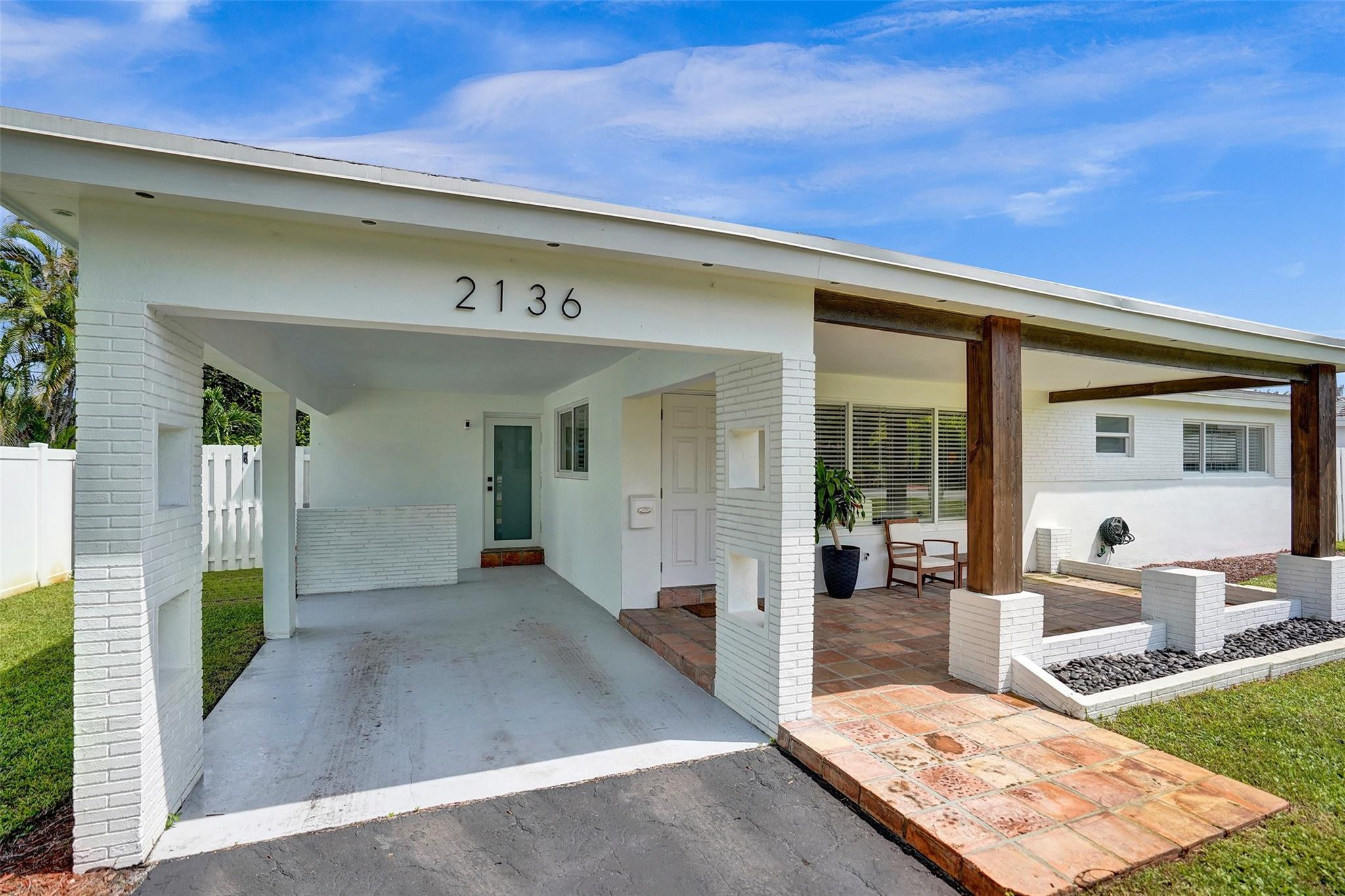2136 NE 3rd Way