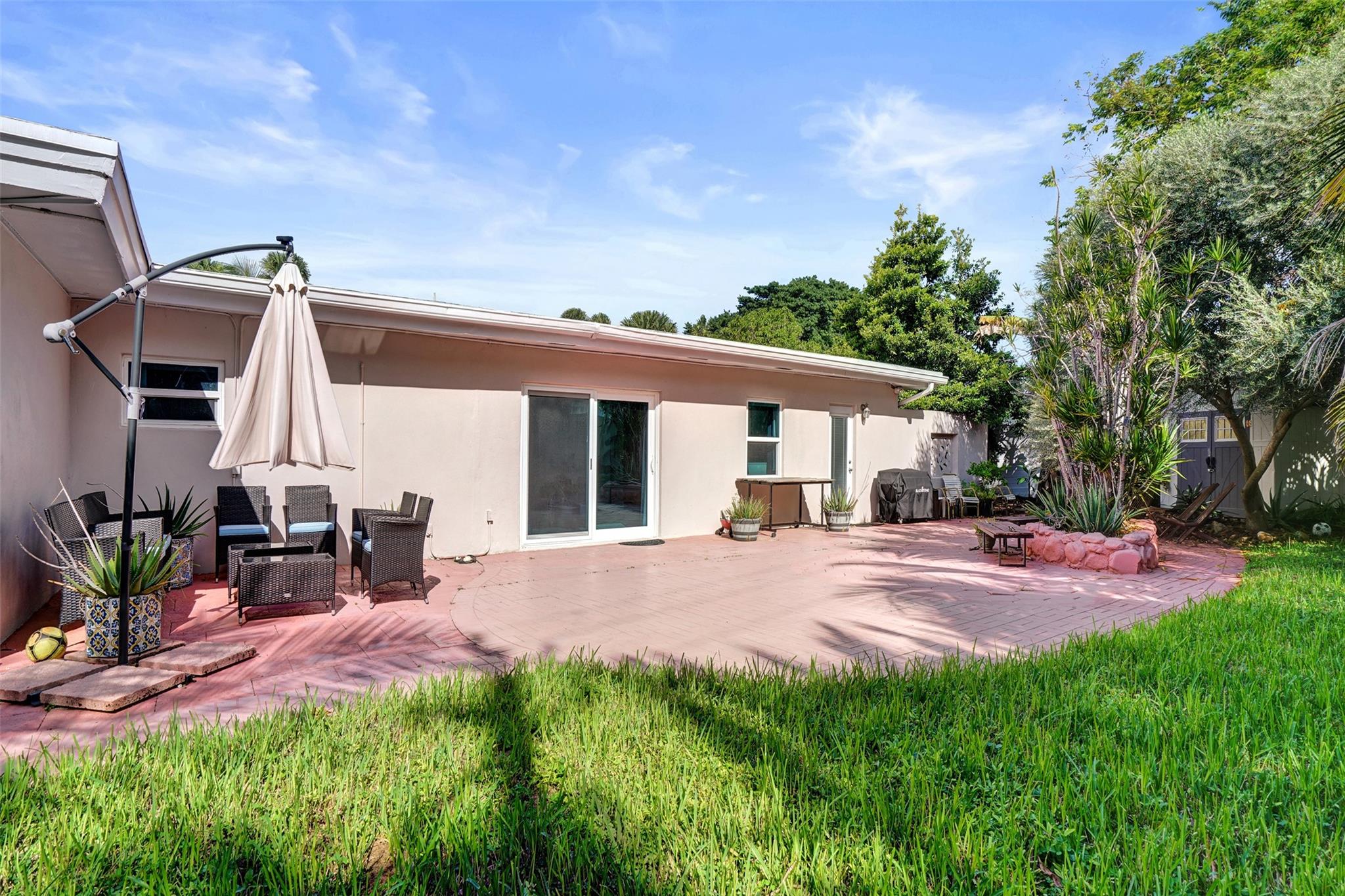 1760 Bel Air Ave