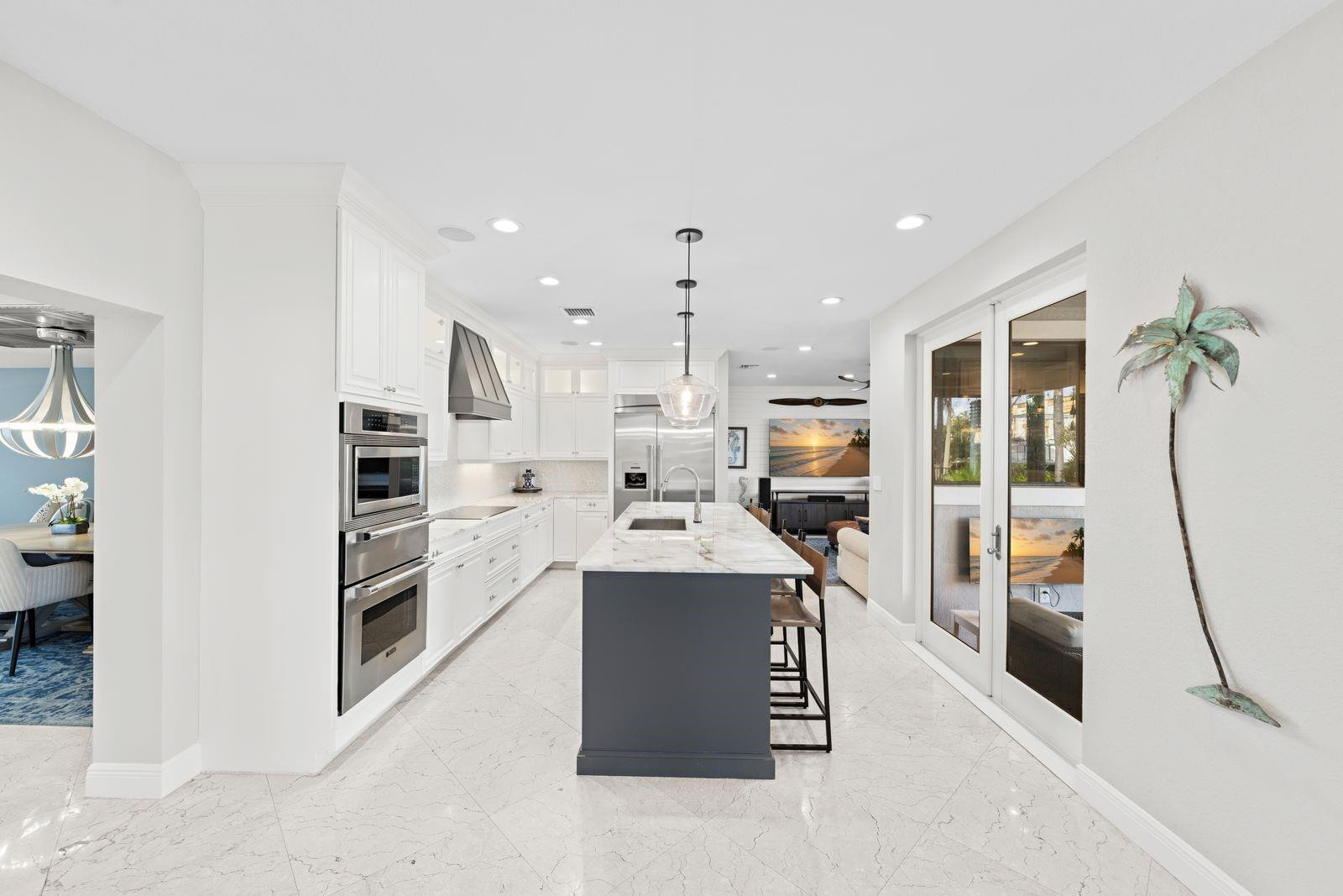2341 NE 48 CT