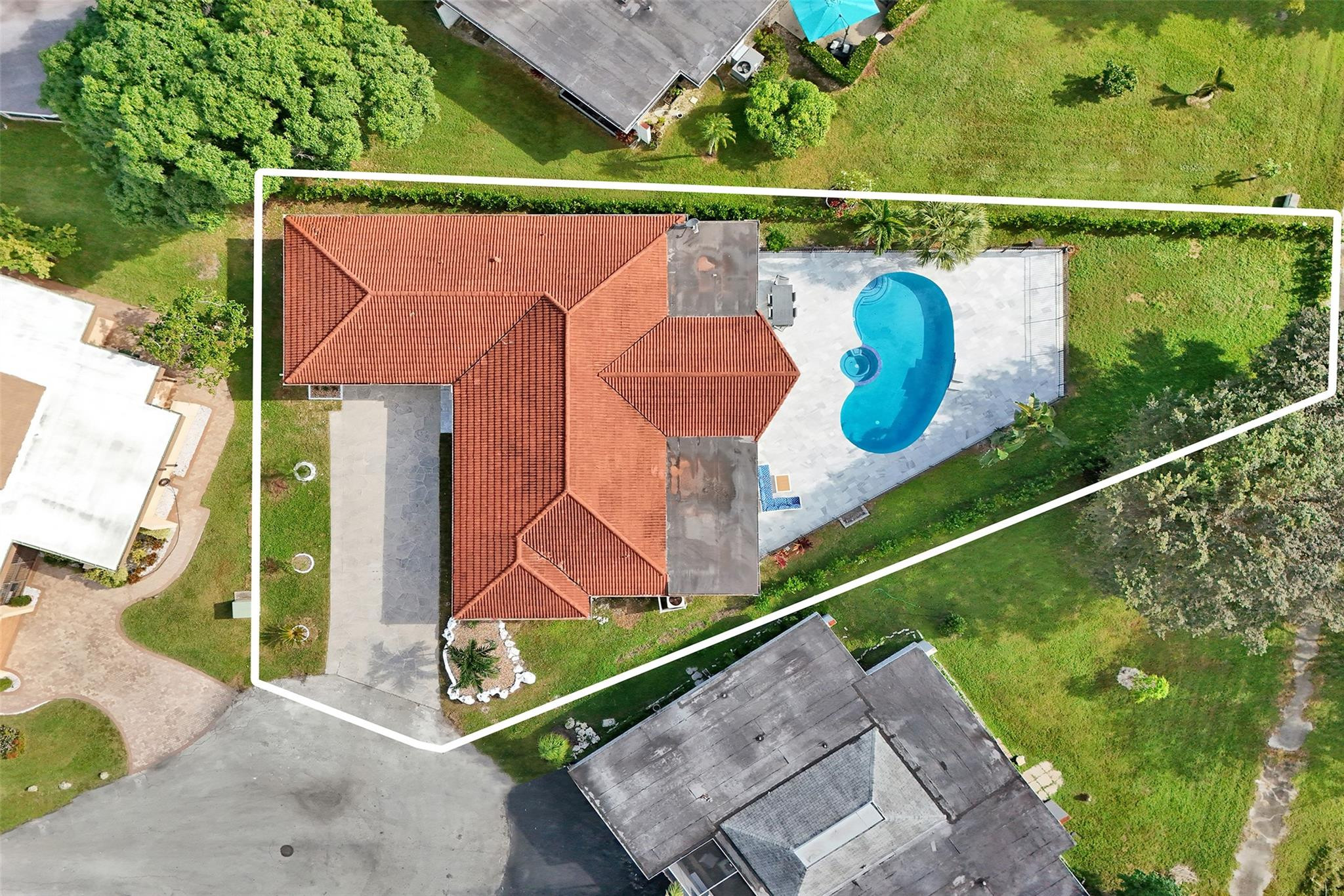 5903 Breadfruit Cir