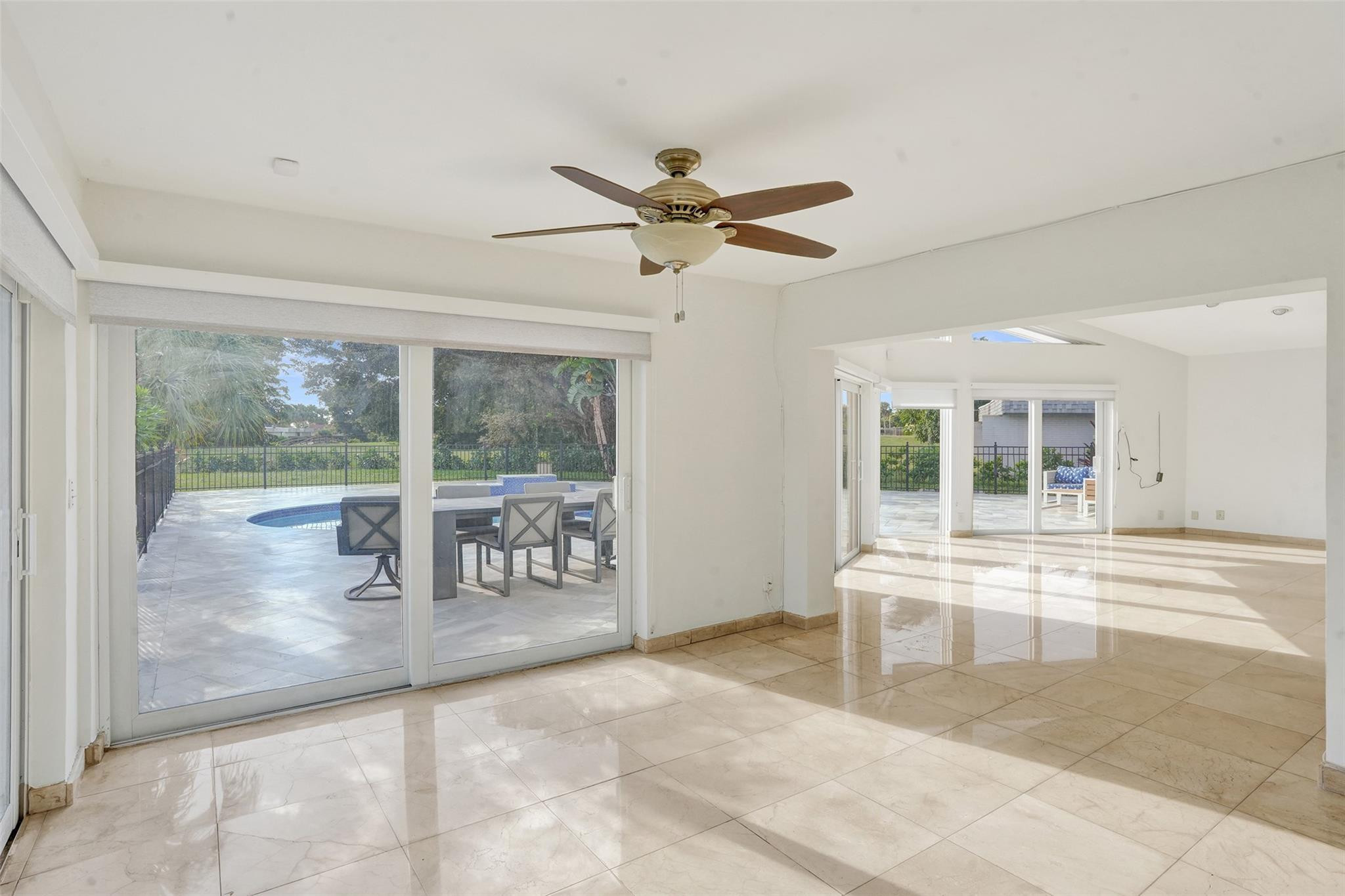 5903 Breadfruit Cir