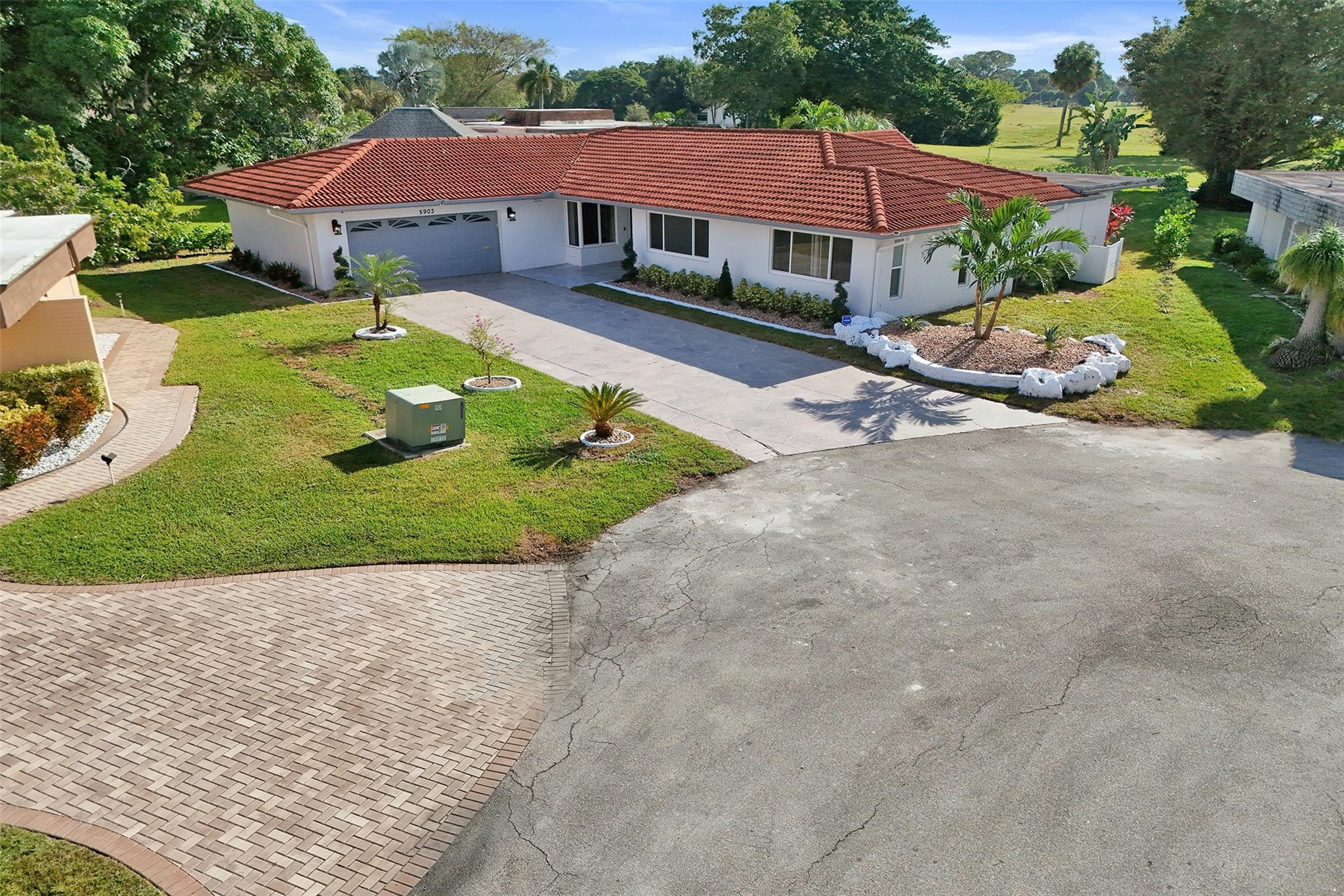 5903 Breadfruit Cir
