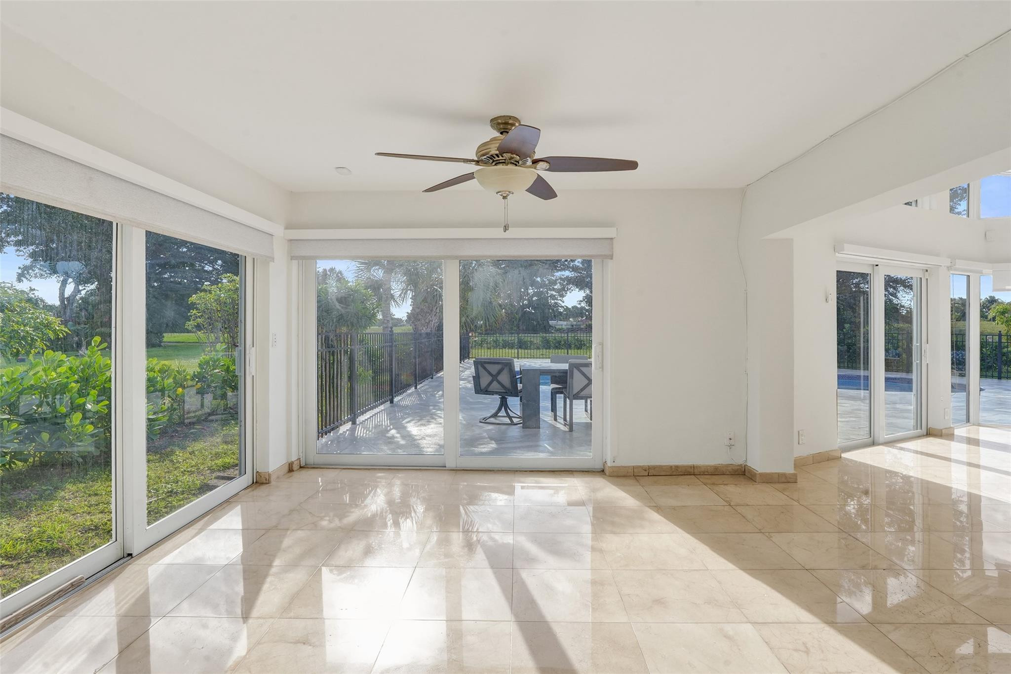 5903 Breadfruit Cir