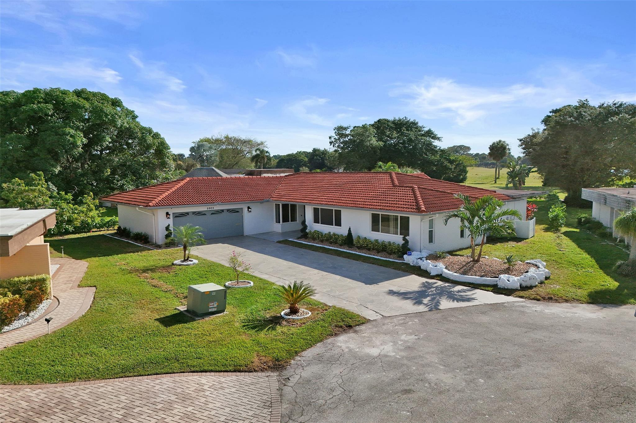 5903 Breadfruit Cir