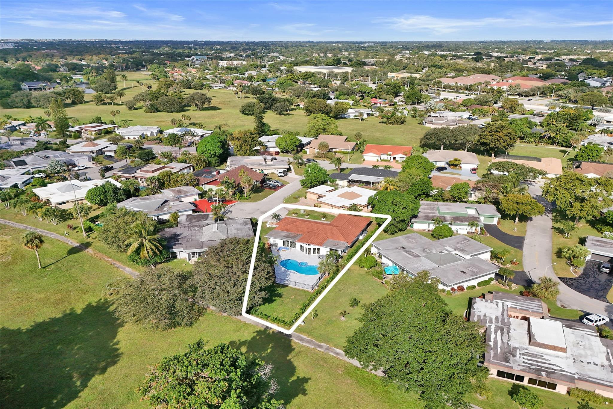 5903 Breadfruit Cir