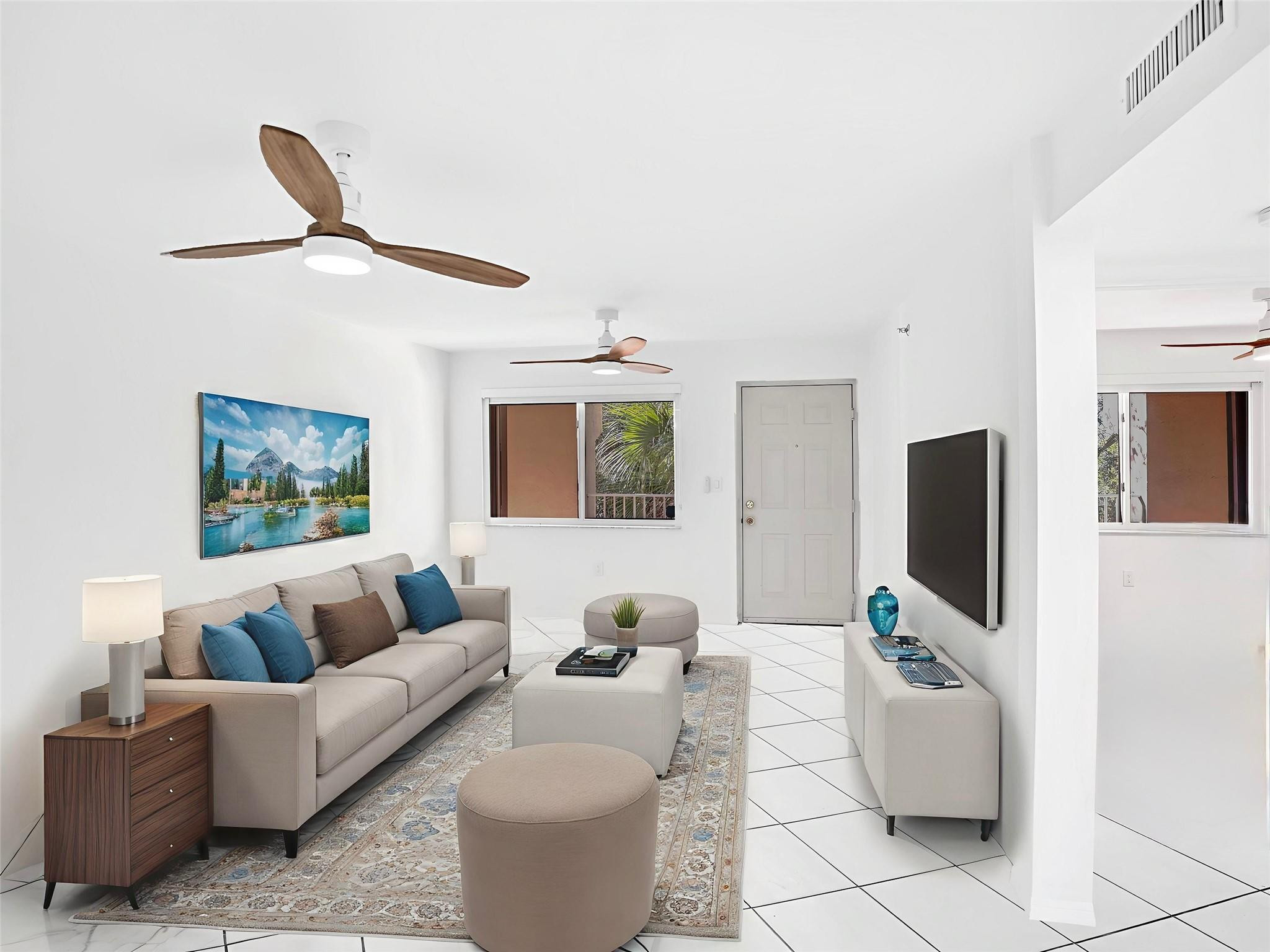 9470 Tangerine Pl 404