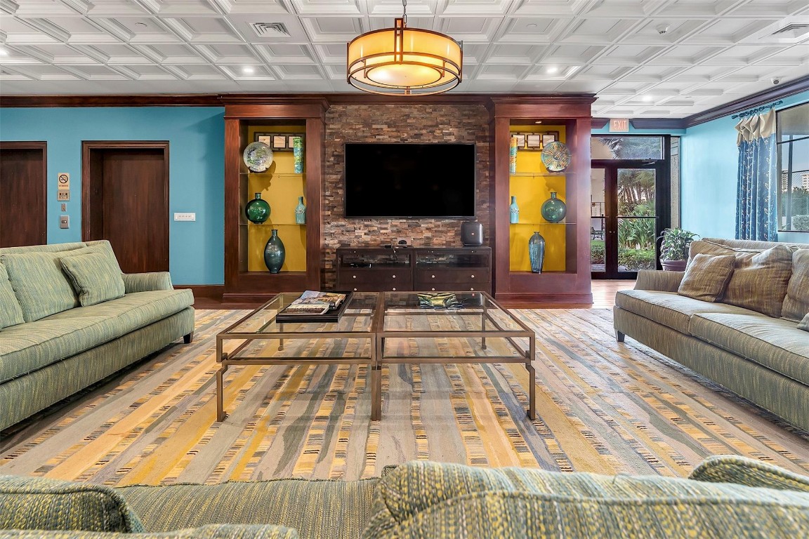 3020 NE 32nd Ave 406