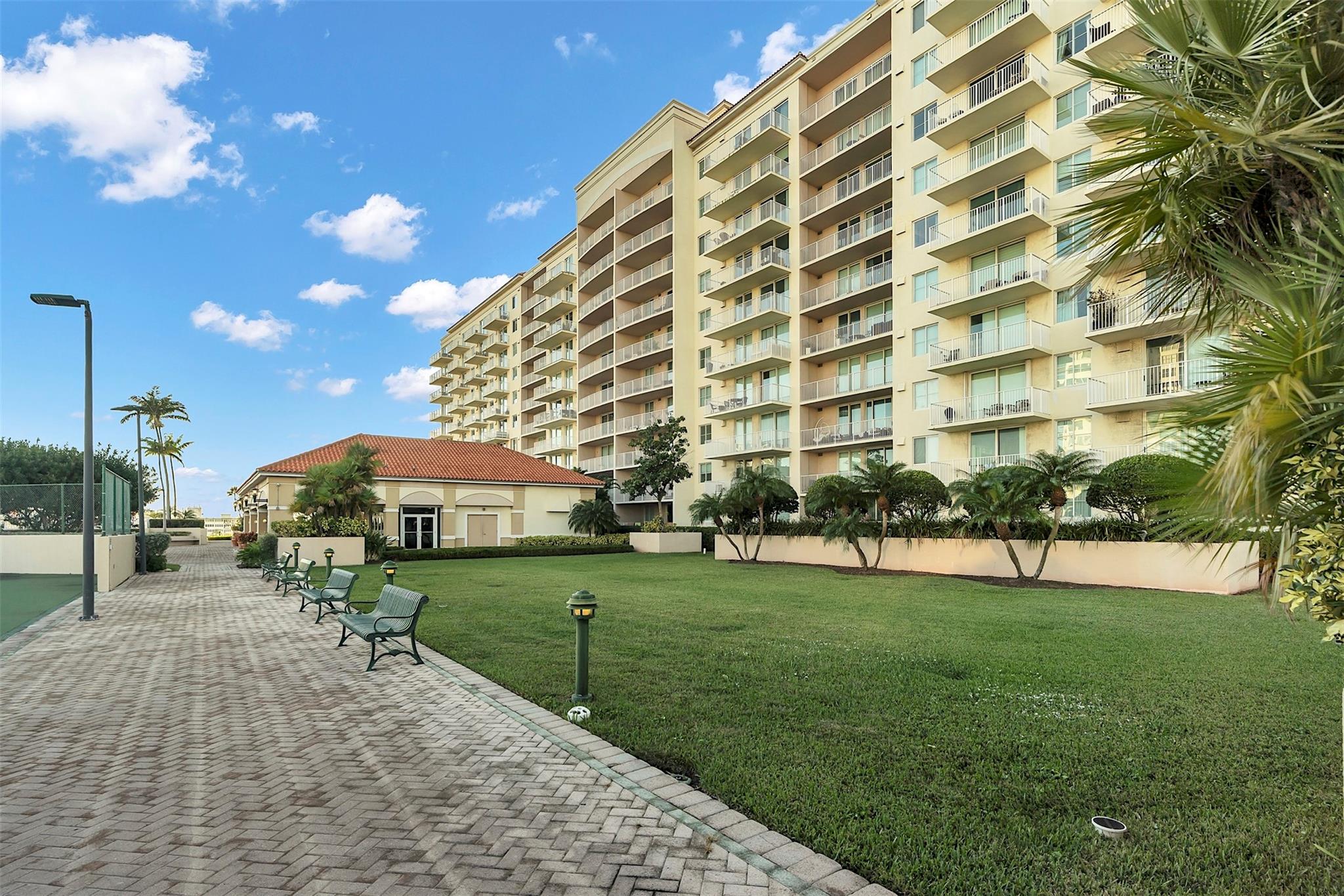 3020 NE 32nd Ave 406