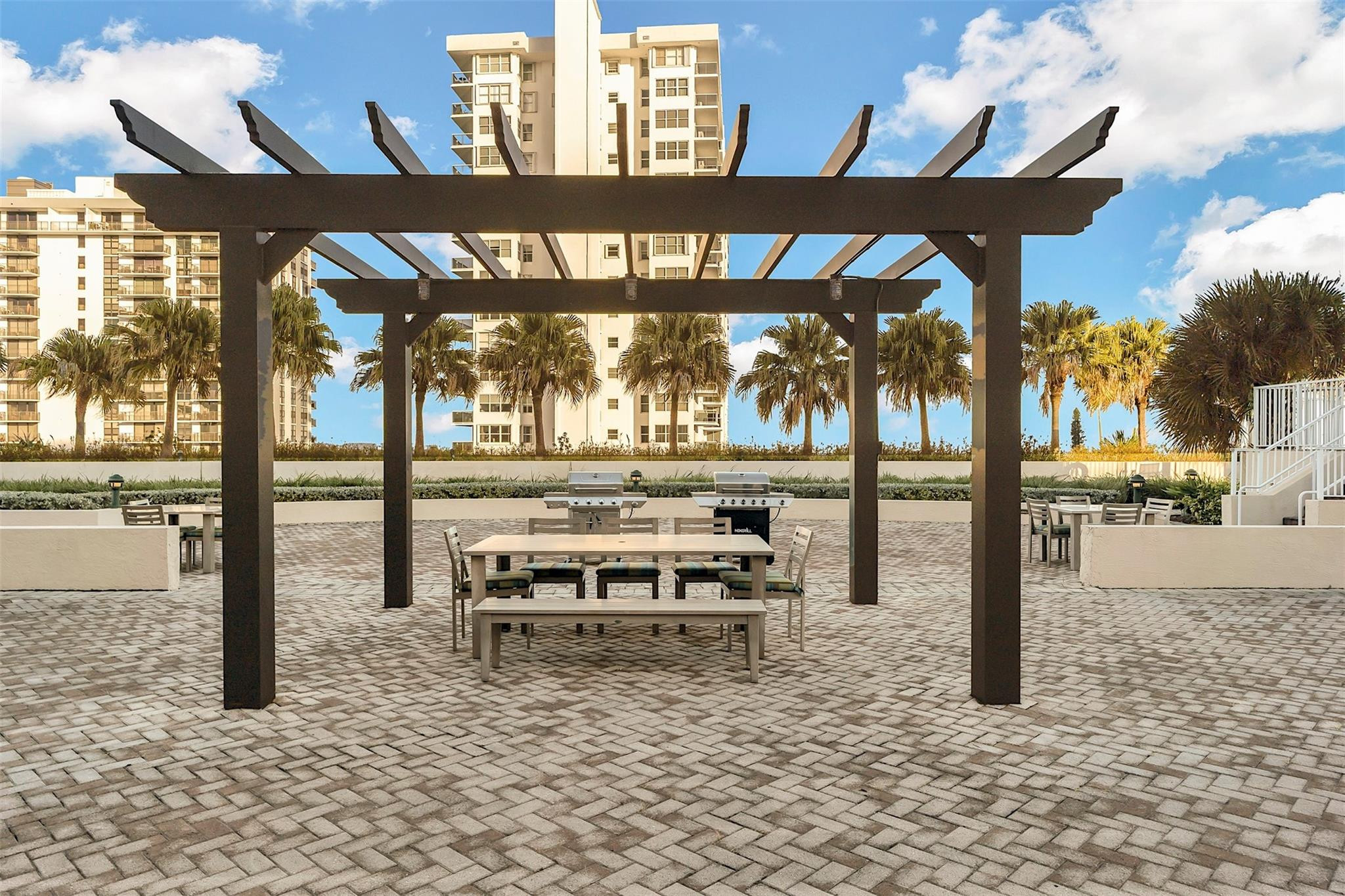 3020 NE 32nd Ave 406