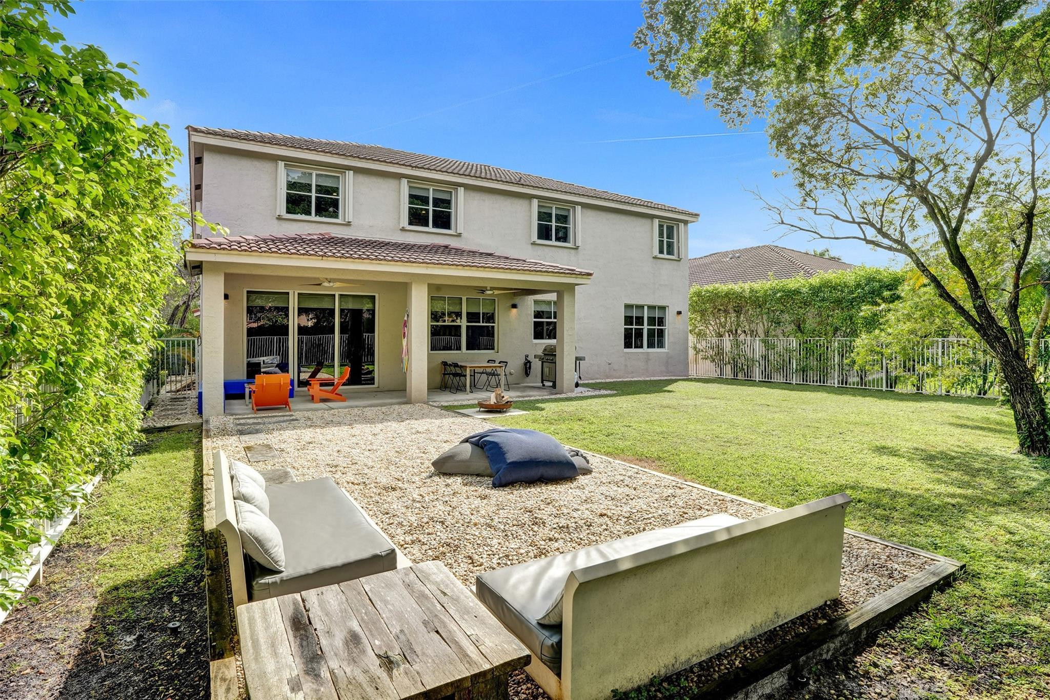 4020 Staghorn Lane, Weston