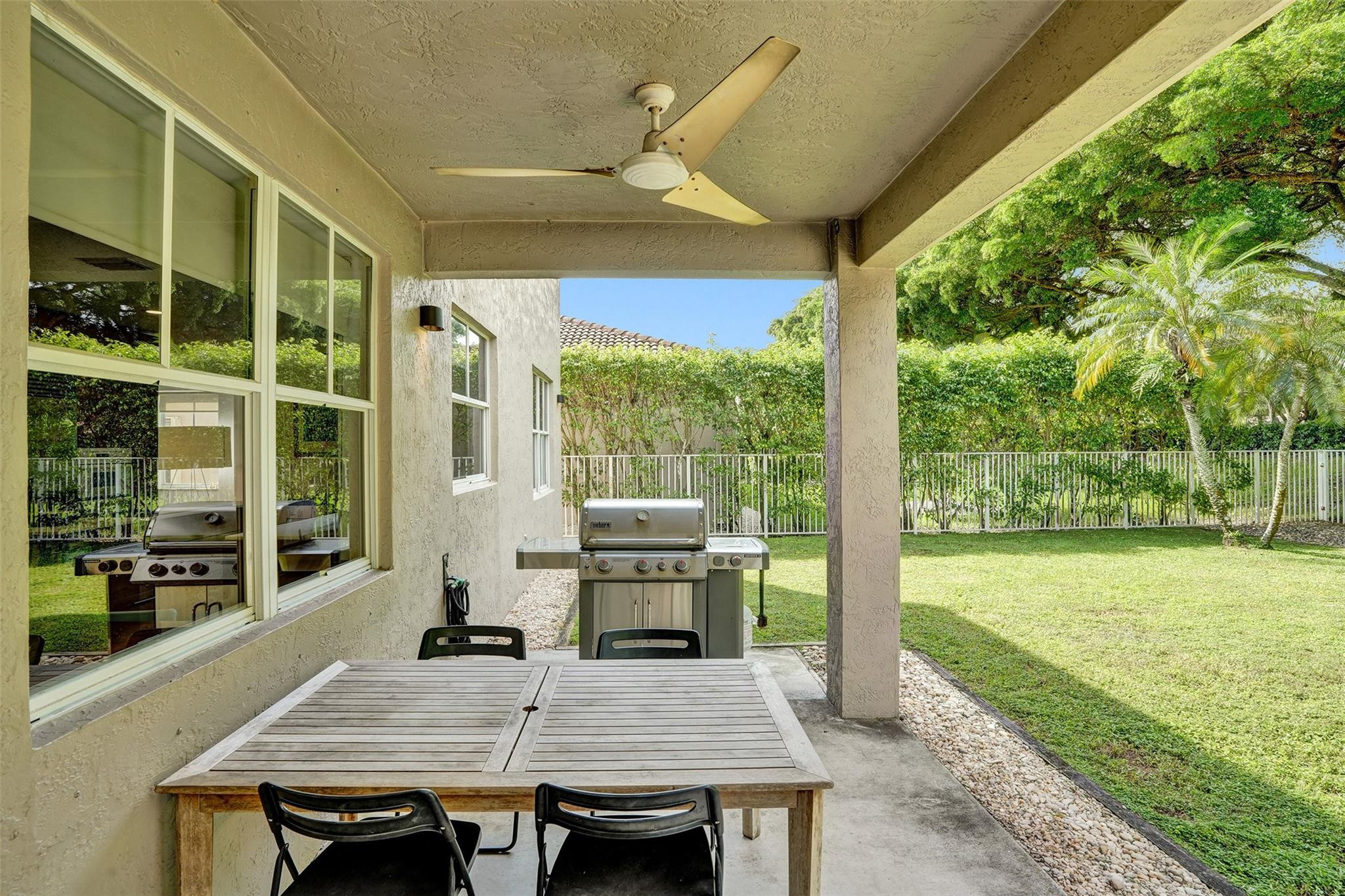 4020 Staghorn Lane, Weston