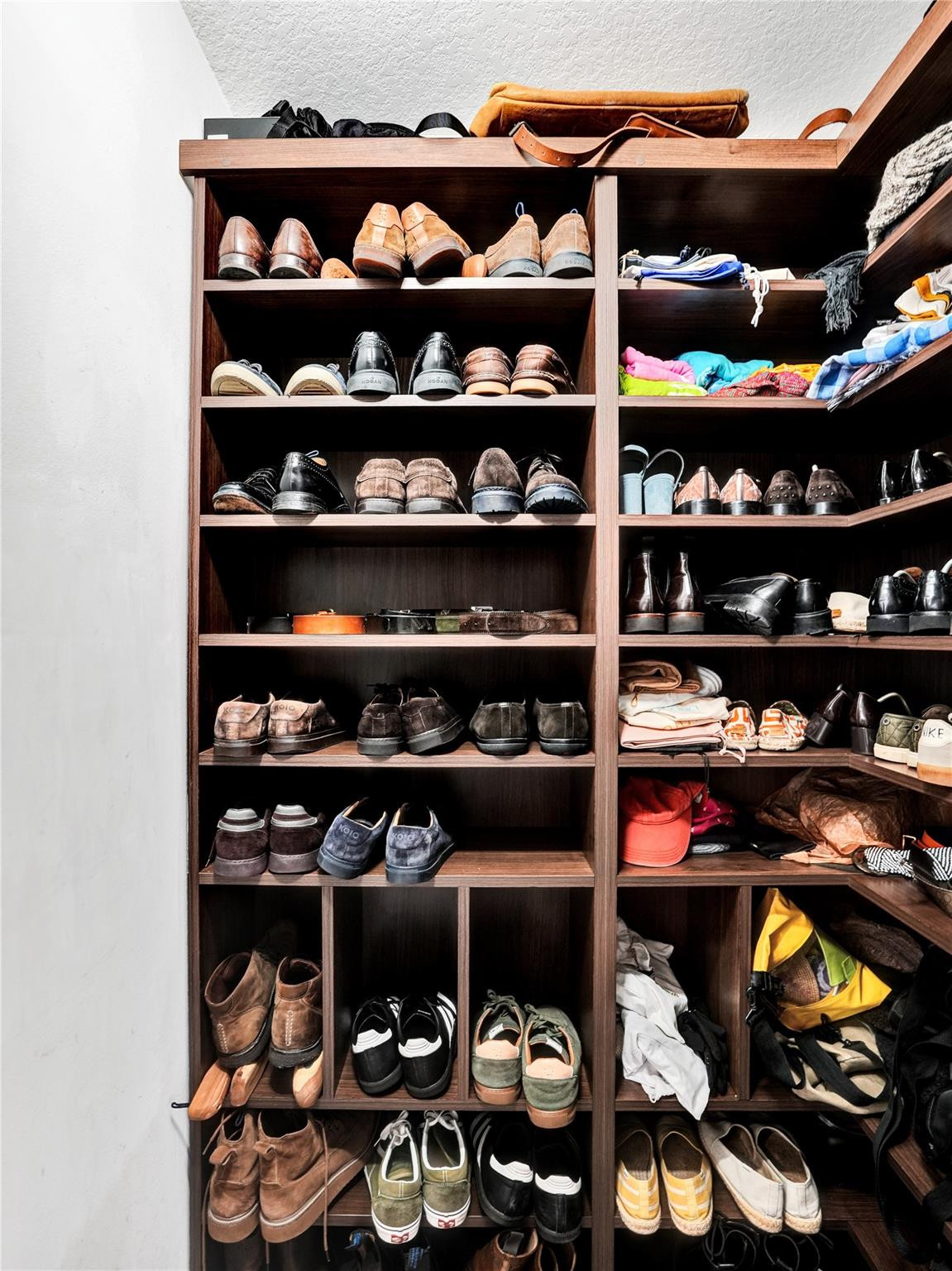 4020 Staghorn Lane, Weston