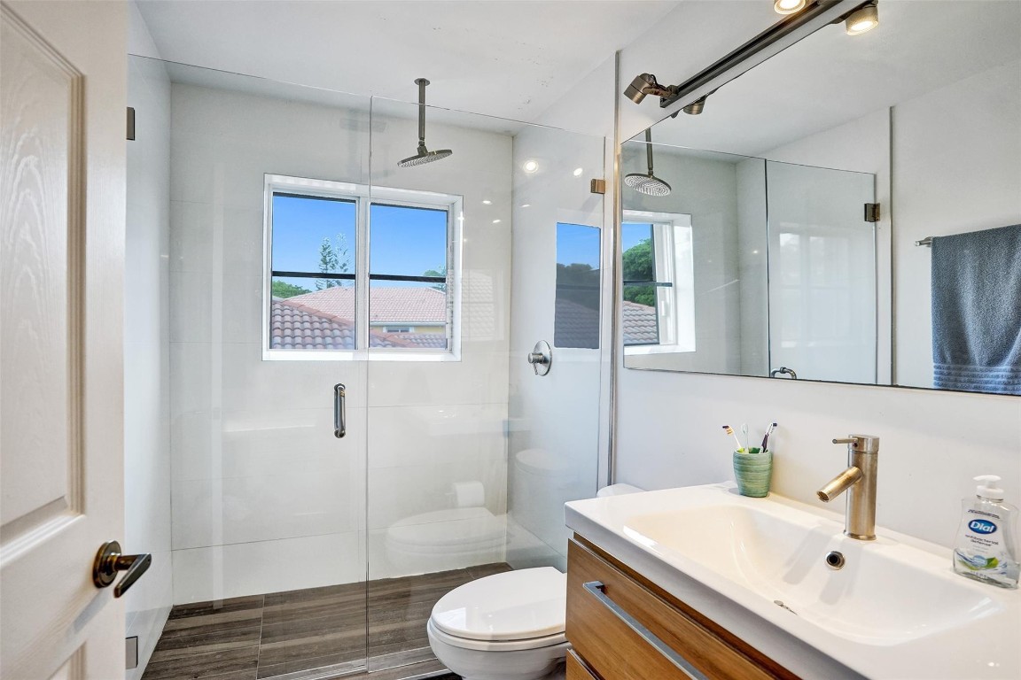 4020 Staghorn Lane, Weston