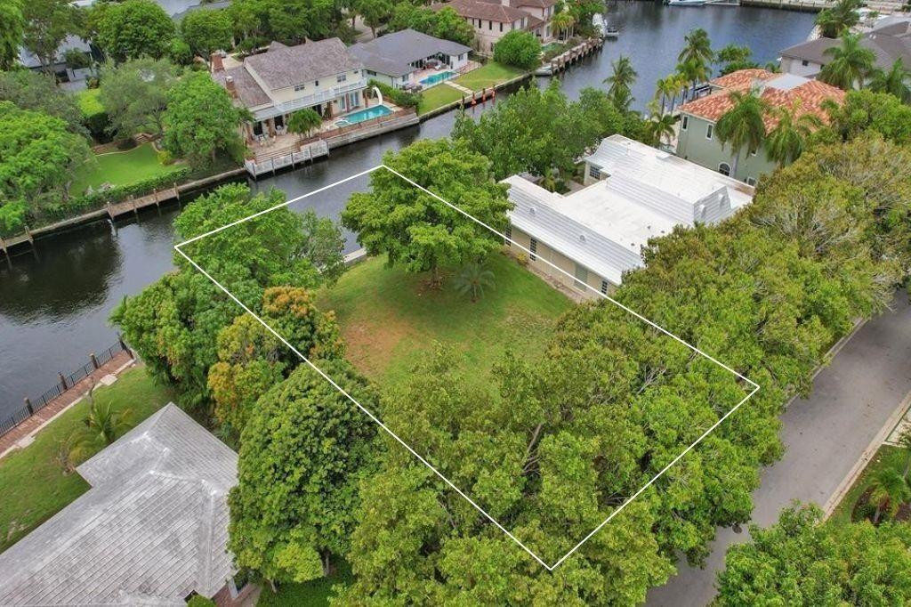 0 Compass Isle