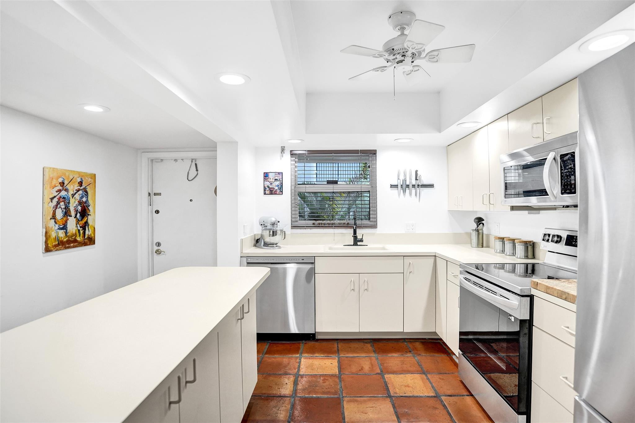 1212 SE 2nd Court 201