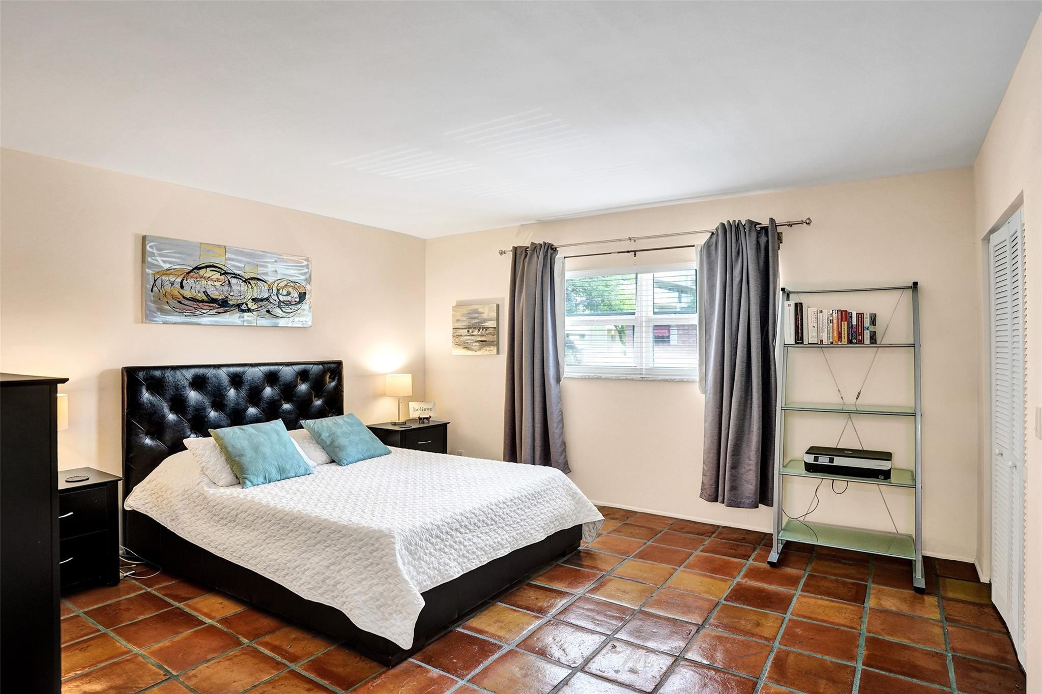 1212 SE 2nd Court 201