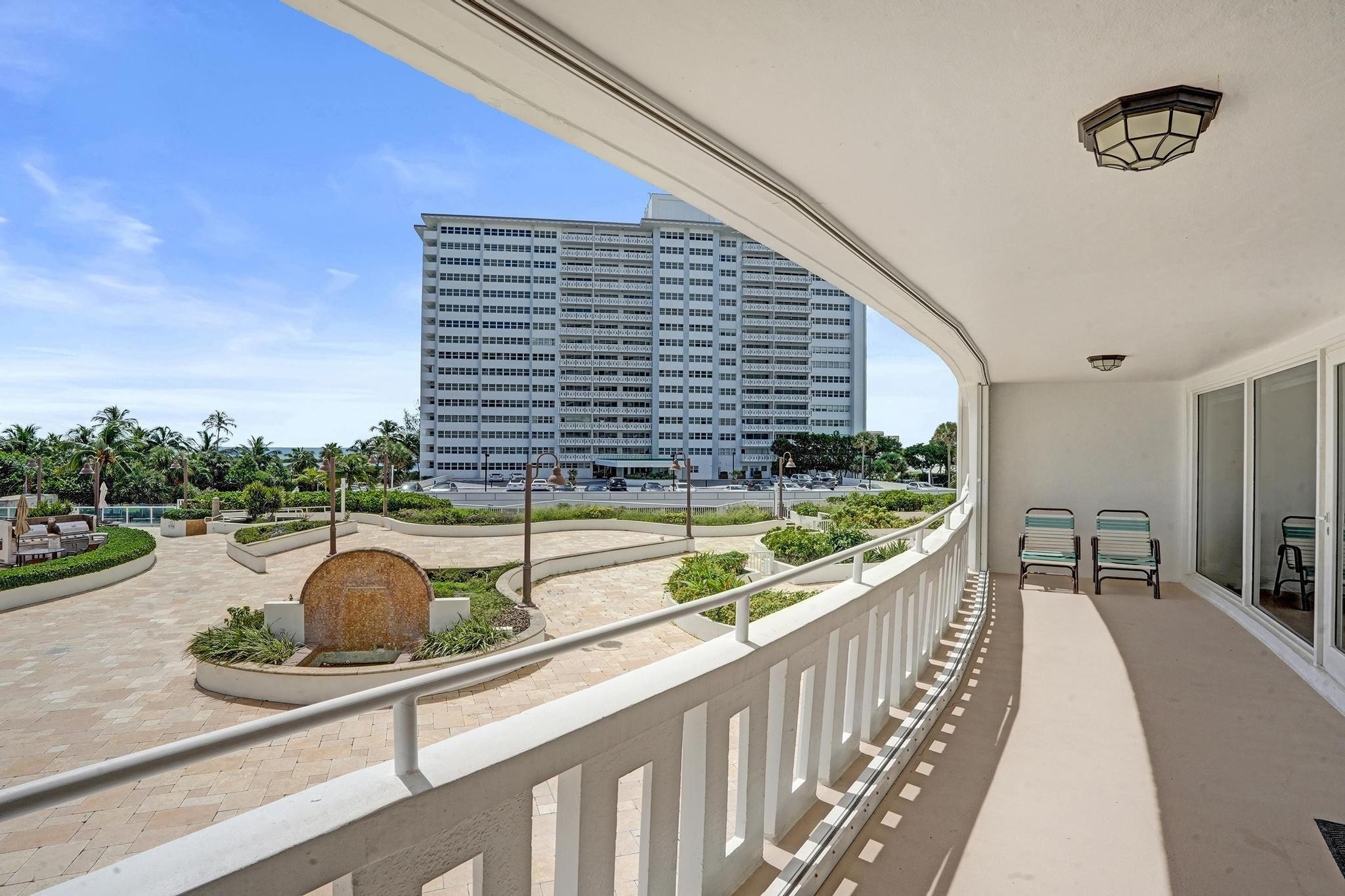 2000 S Ocean Drive 305