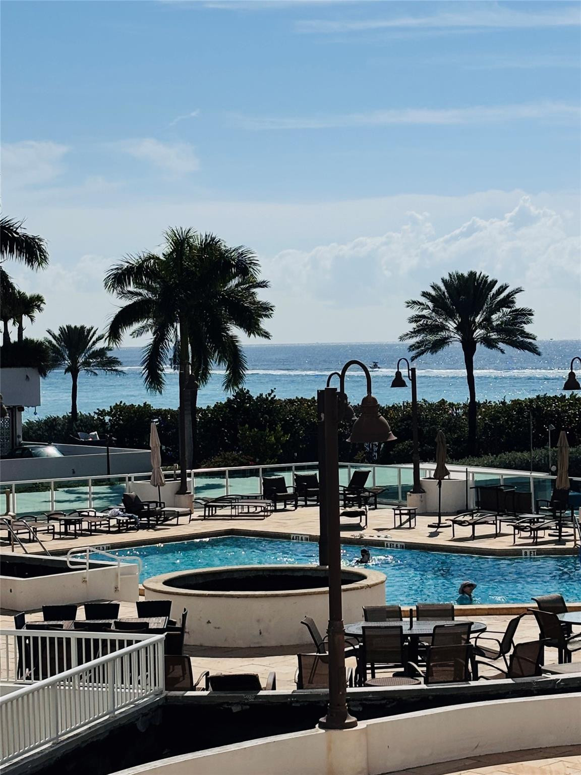 2000 S Ocean Drive 305