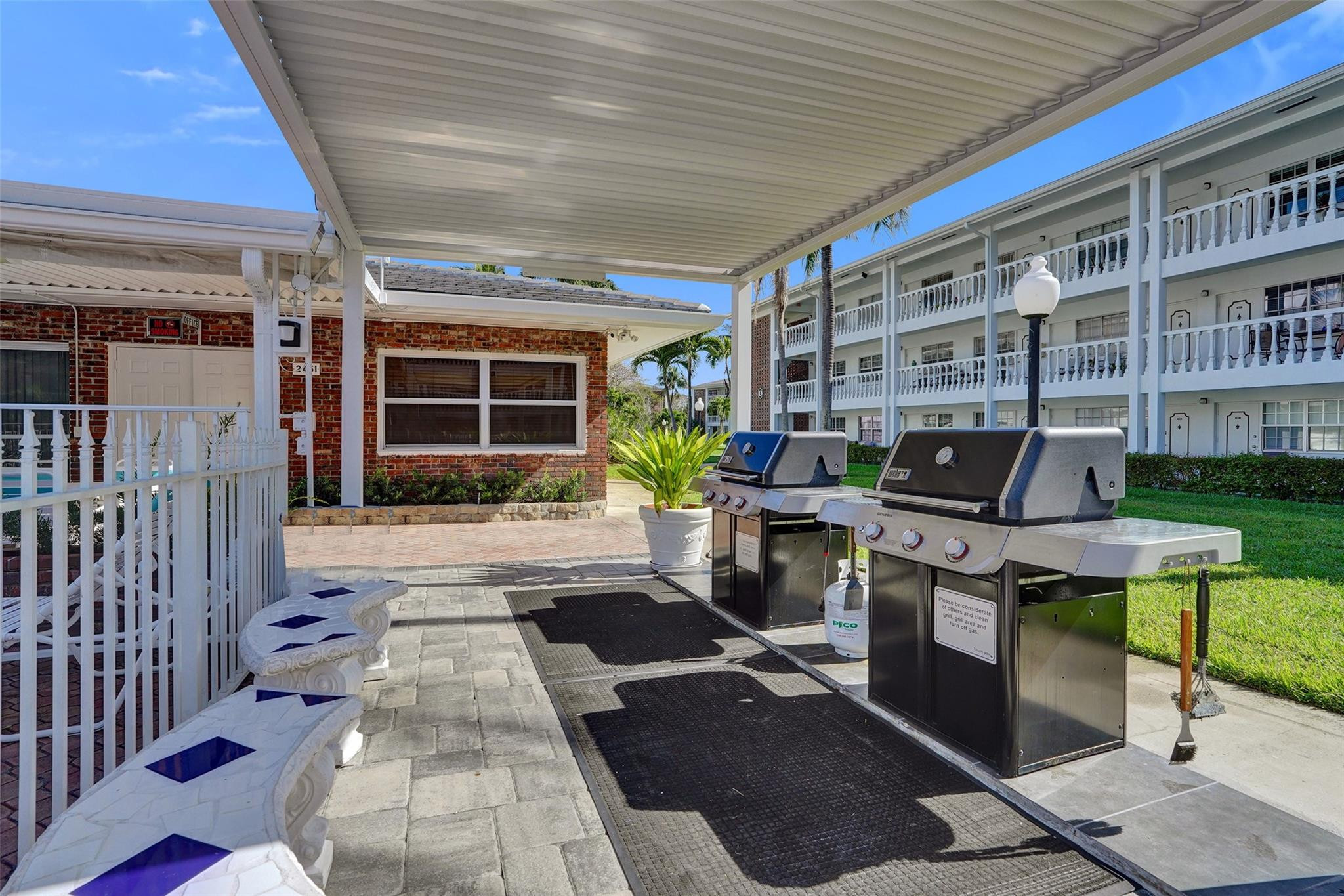 5208 NE 24th Terrace F118