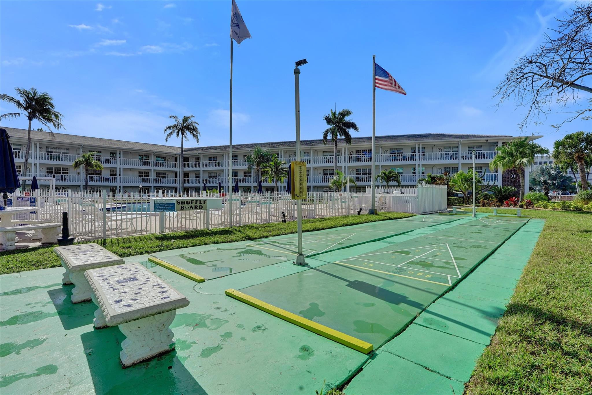 5208 NE 24th Terrace F118