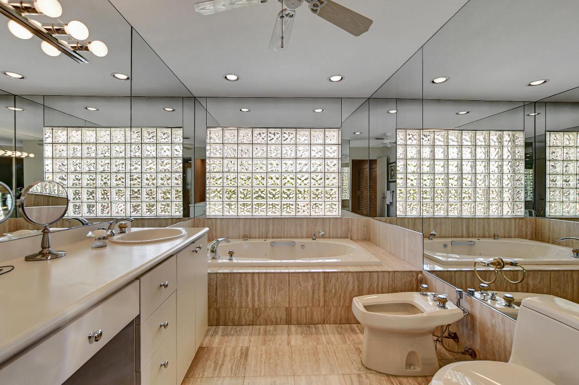 16802 Rose Apple Drive W