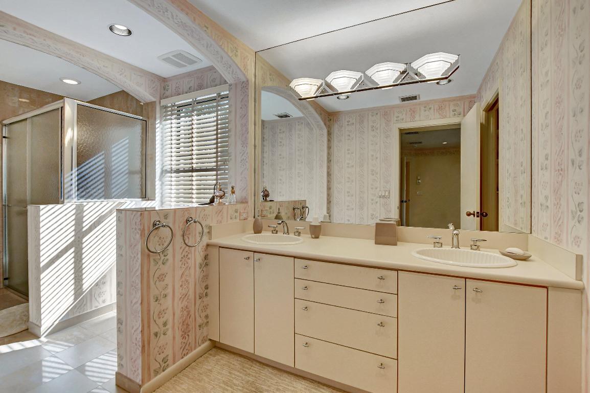 16802 Rose Apple Drive W