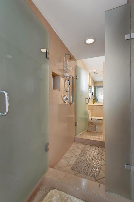 16802 Rose Apple Drive W