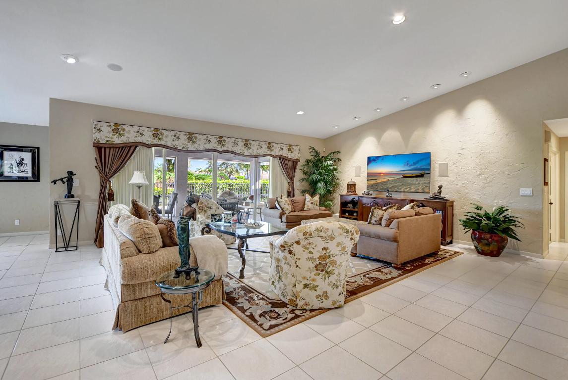 16802 Rose Apple Drive W