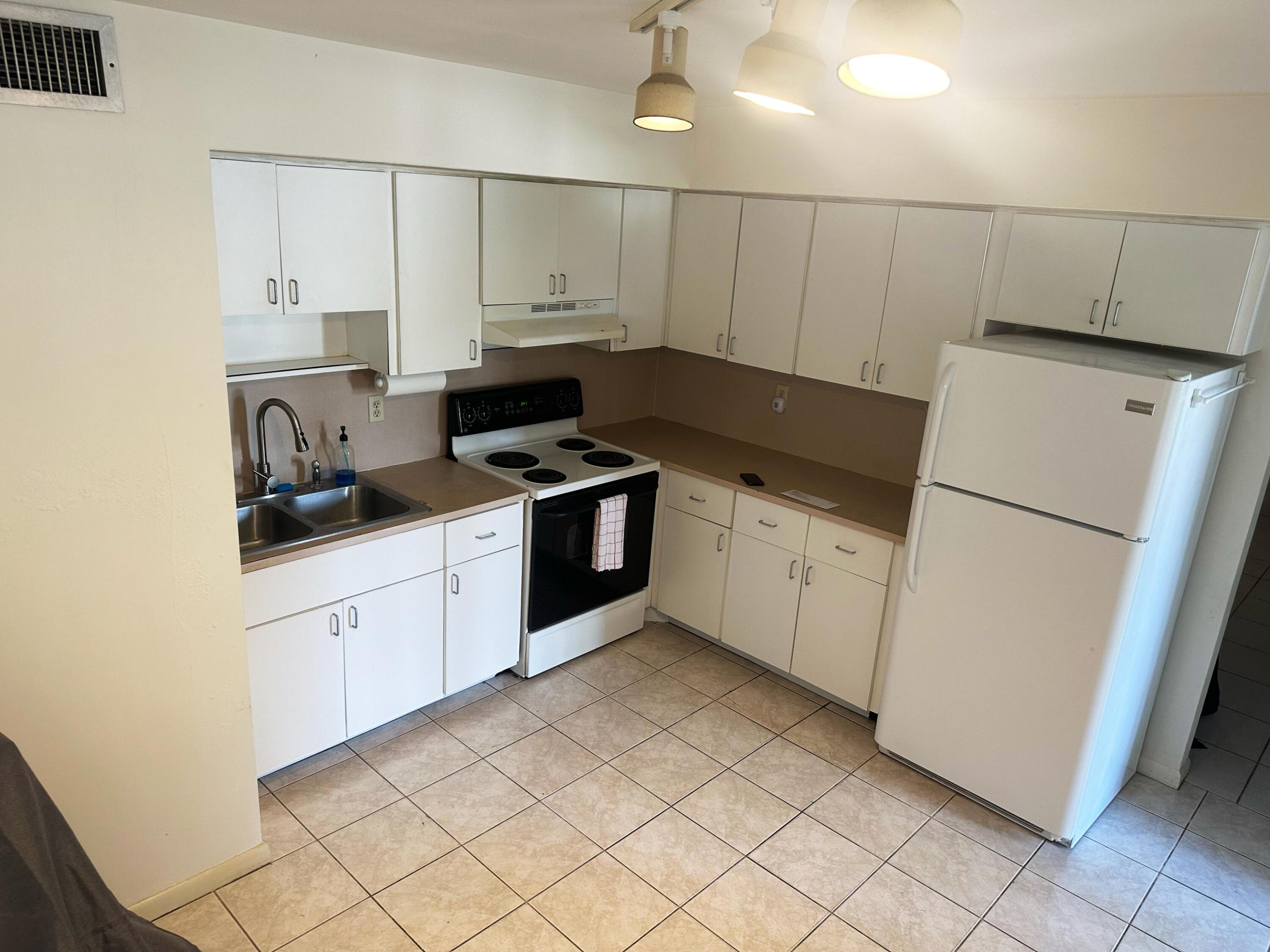 2180 NE 44th Street