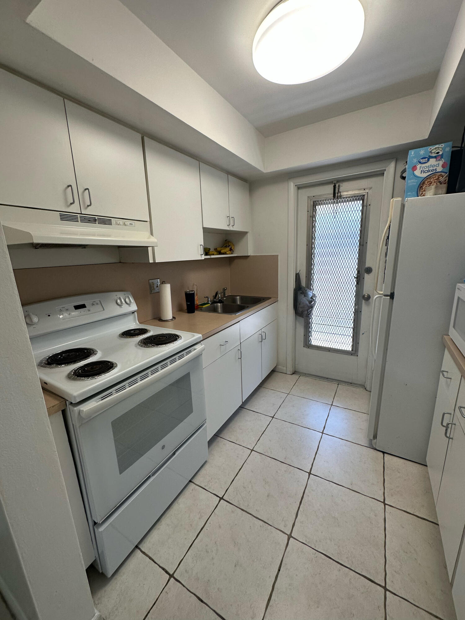 2180 NE 44th Street