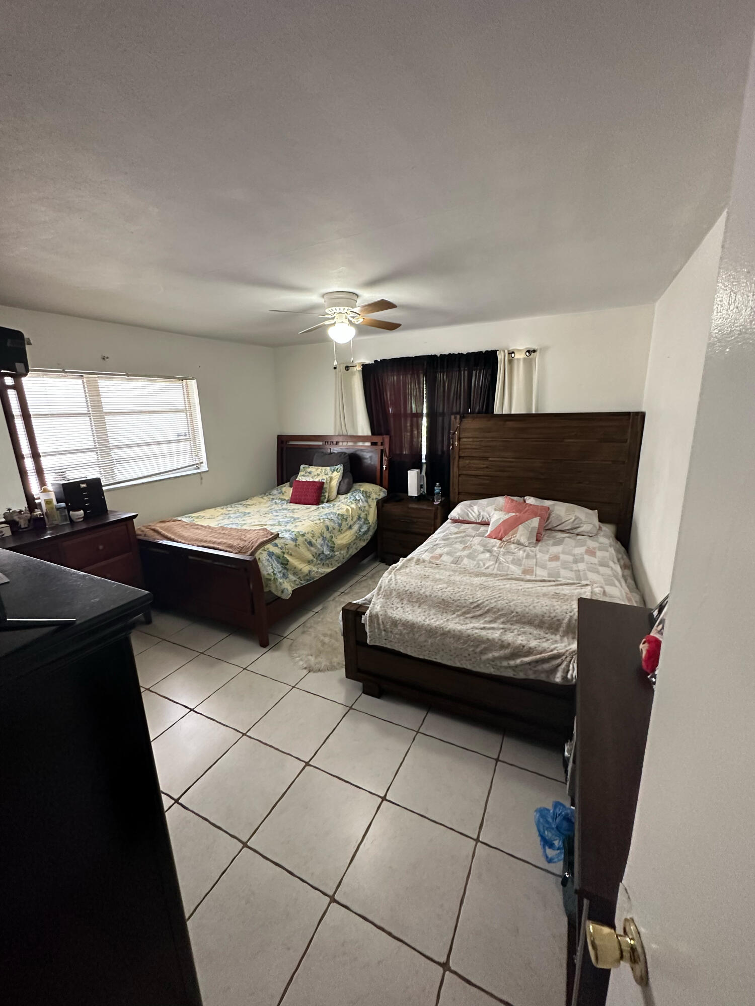 2180 NE 44th Street