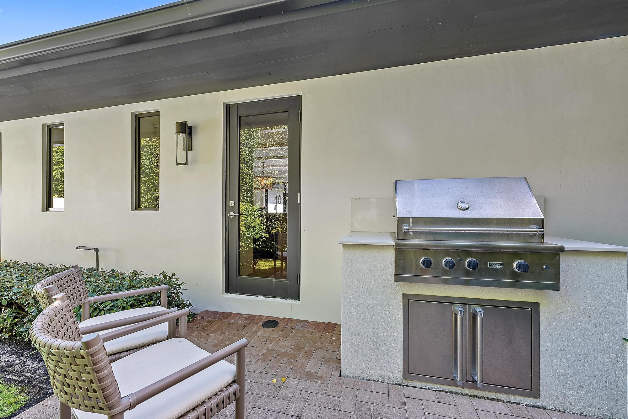 260 N Woods Road