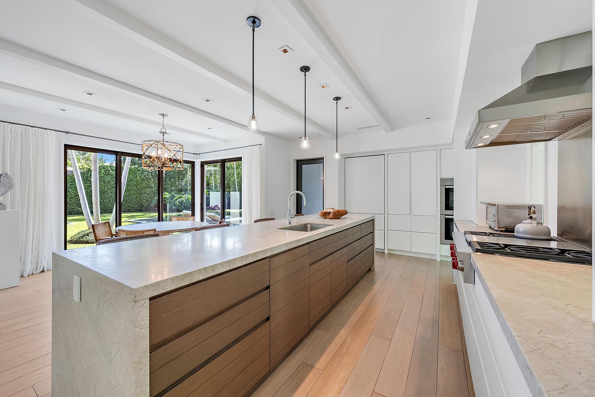 260 N Woods Road