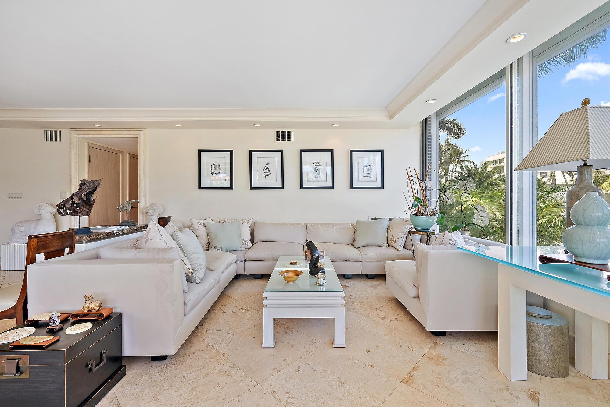 44 Cocoanut Row 205 B